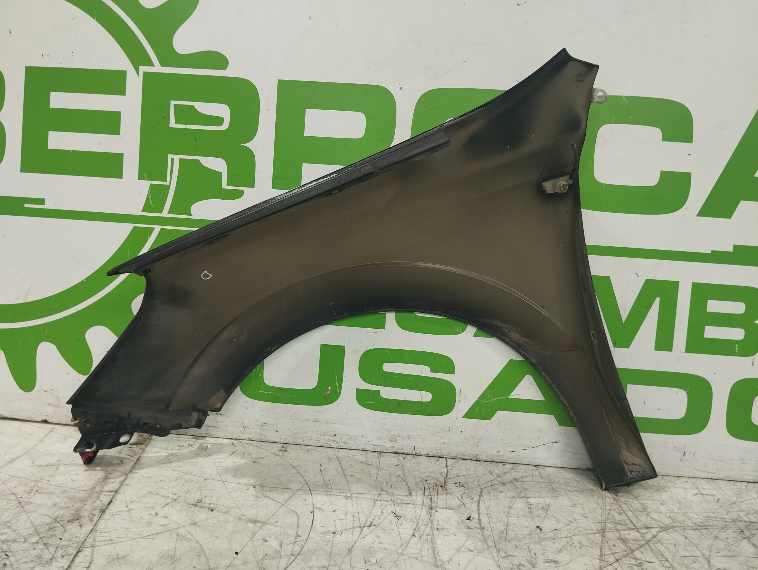 aleta_delantera_derecha_93178667_opel_astra_h_berlina_essentia