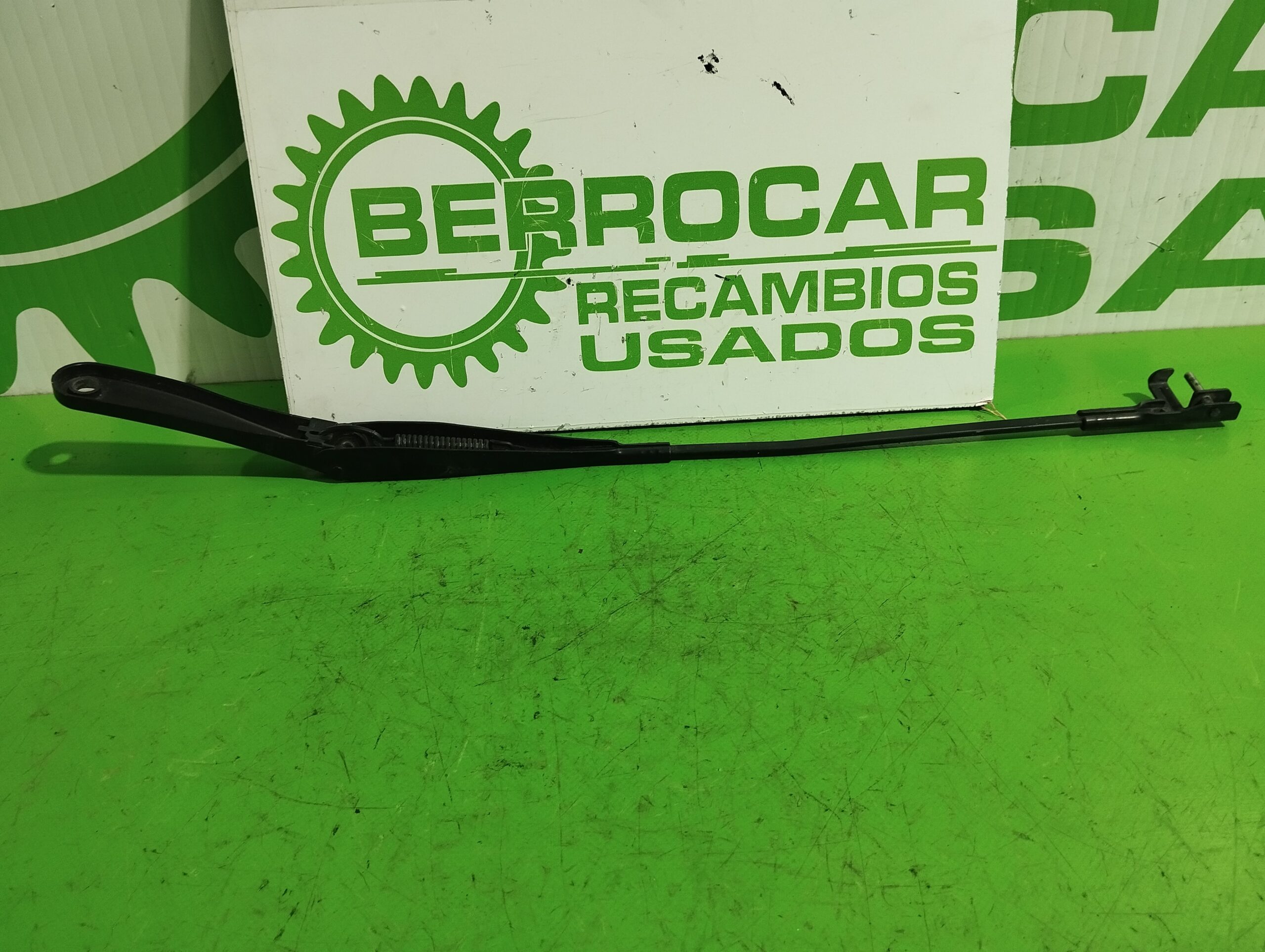 brazo_limpia_delantero_derecho_13111220_opel_astra_h_berlina_essentia