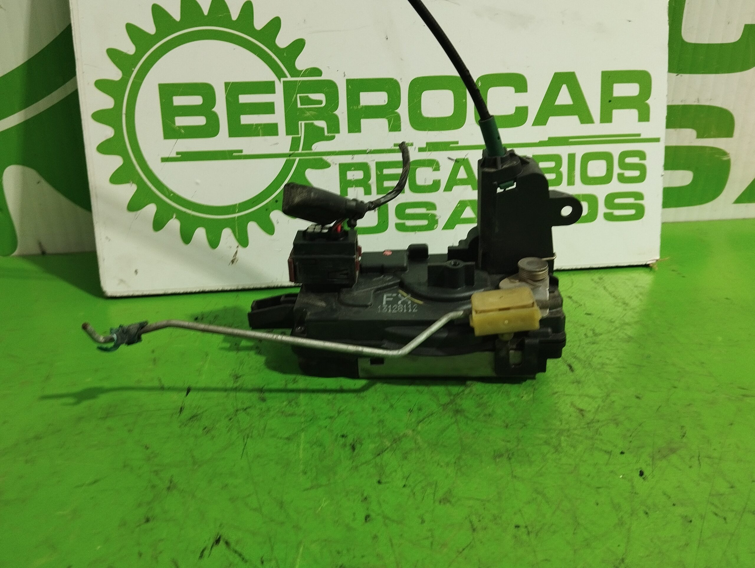 cerradura_puerta_delantera_derecha_13128112_opel_astra_h_berlina_essentia