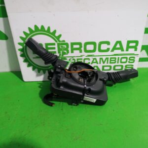 mando_multifuncion_13184055_282320_opel_astra_h_berlina_essentia