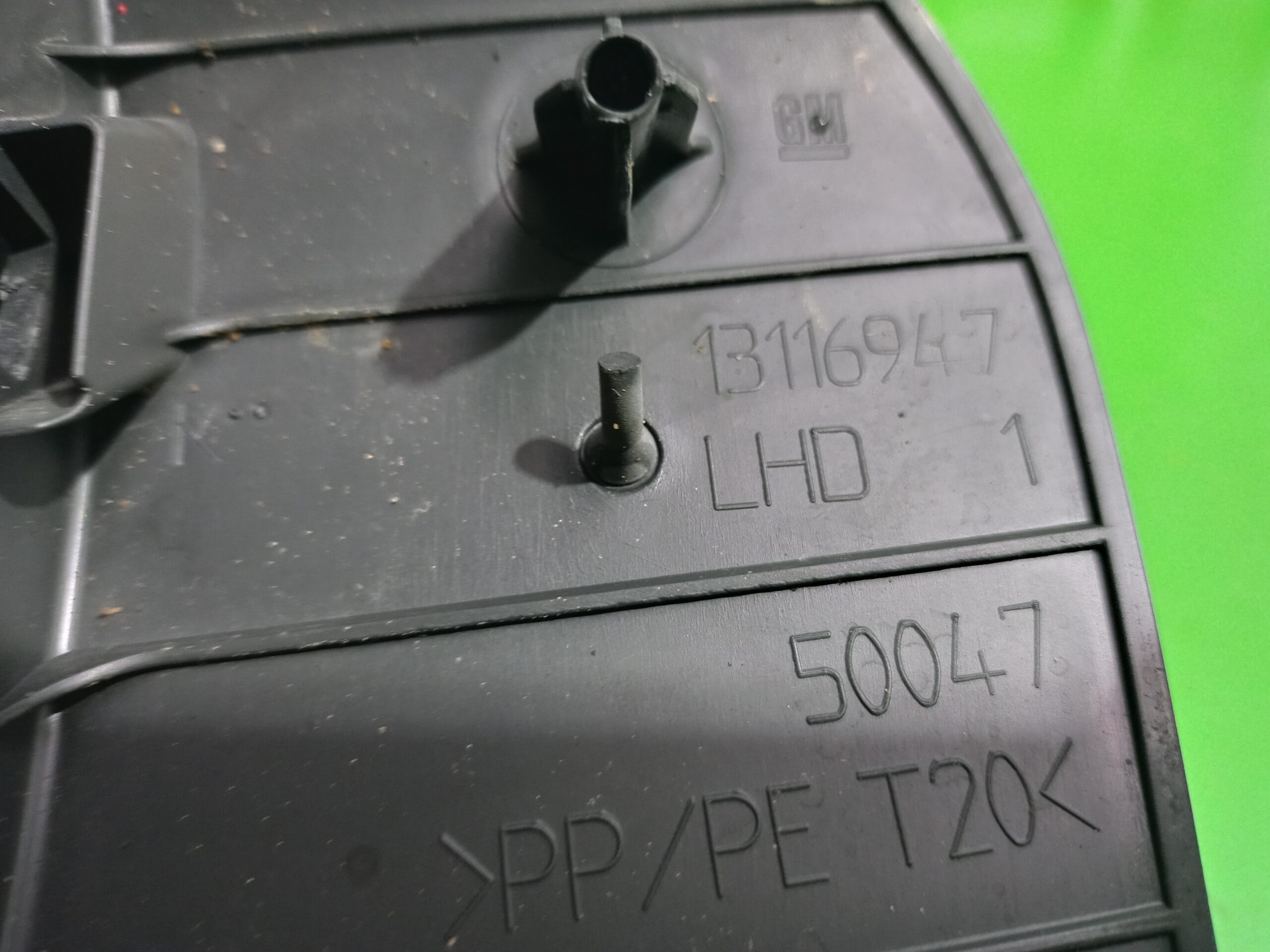 guantera_13116947_opel_astra_h_berlina_essentia