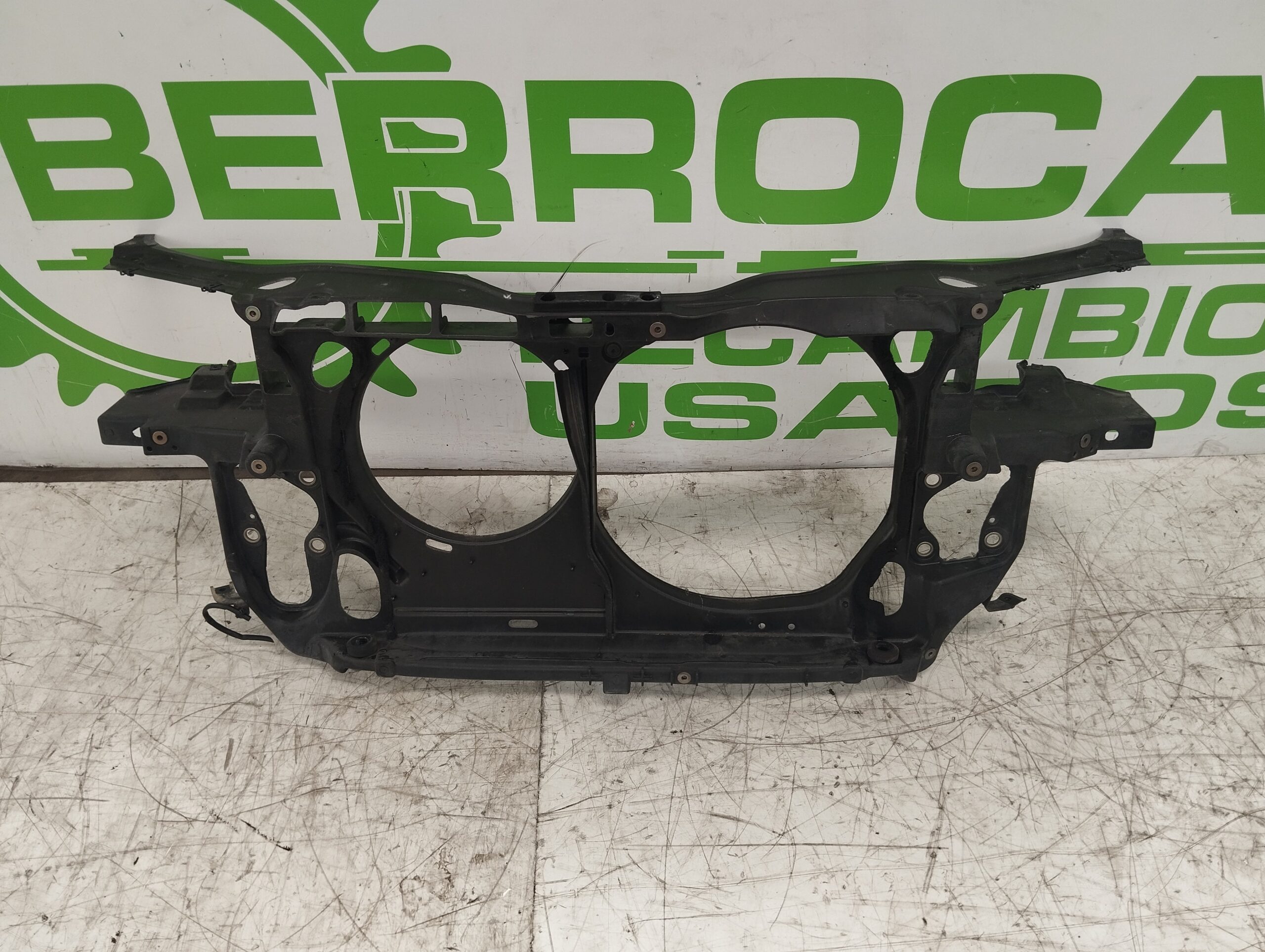 panel_frontal_3b0805594_volkswagen_passat_berlina_3b3_1_6