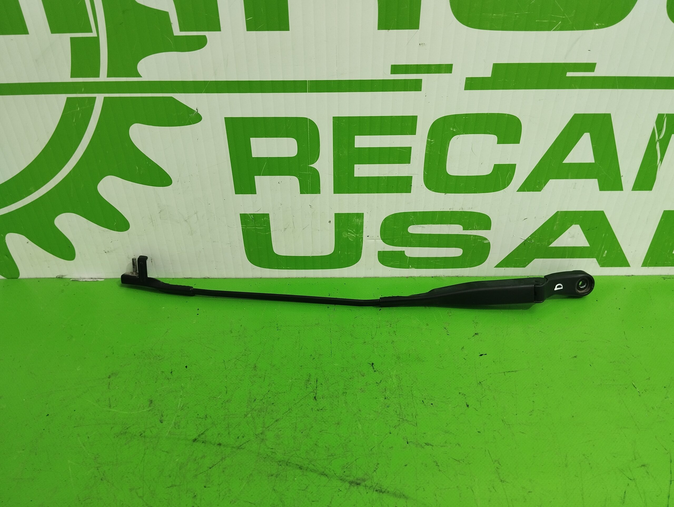 brazo_limpia_delantero_derecho_3b1955410c_volkswagen_passat_berlina_3b3_1_6