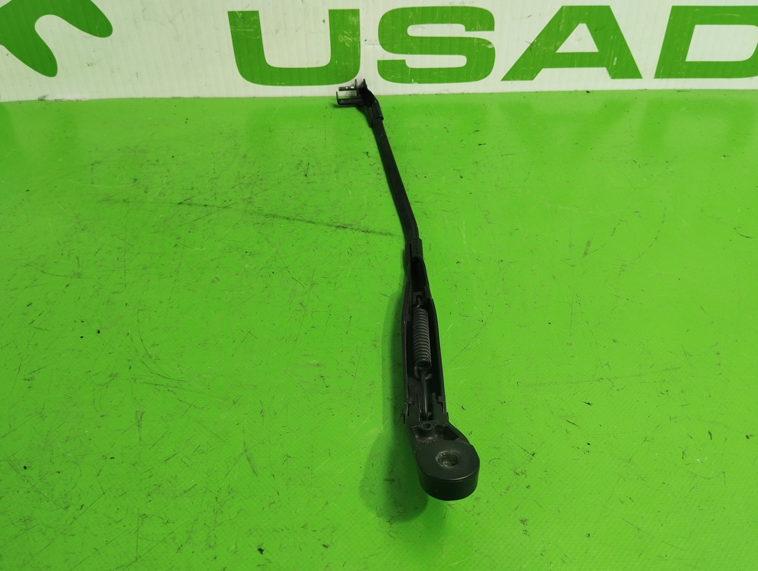 brazo_limpia_delantero_derecho_3b1955410c_volkswagen_passat_berlina_3b3_1_6