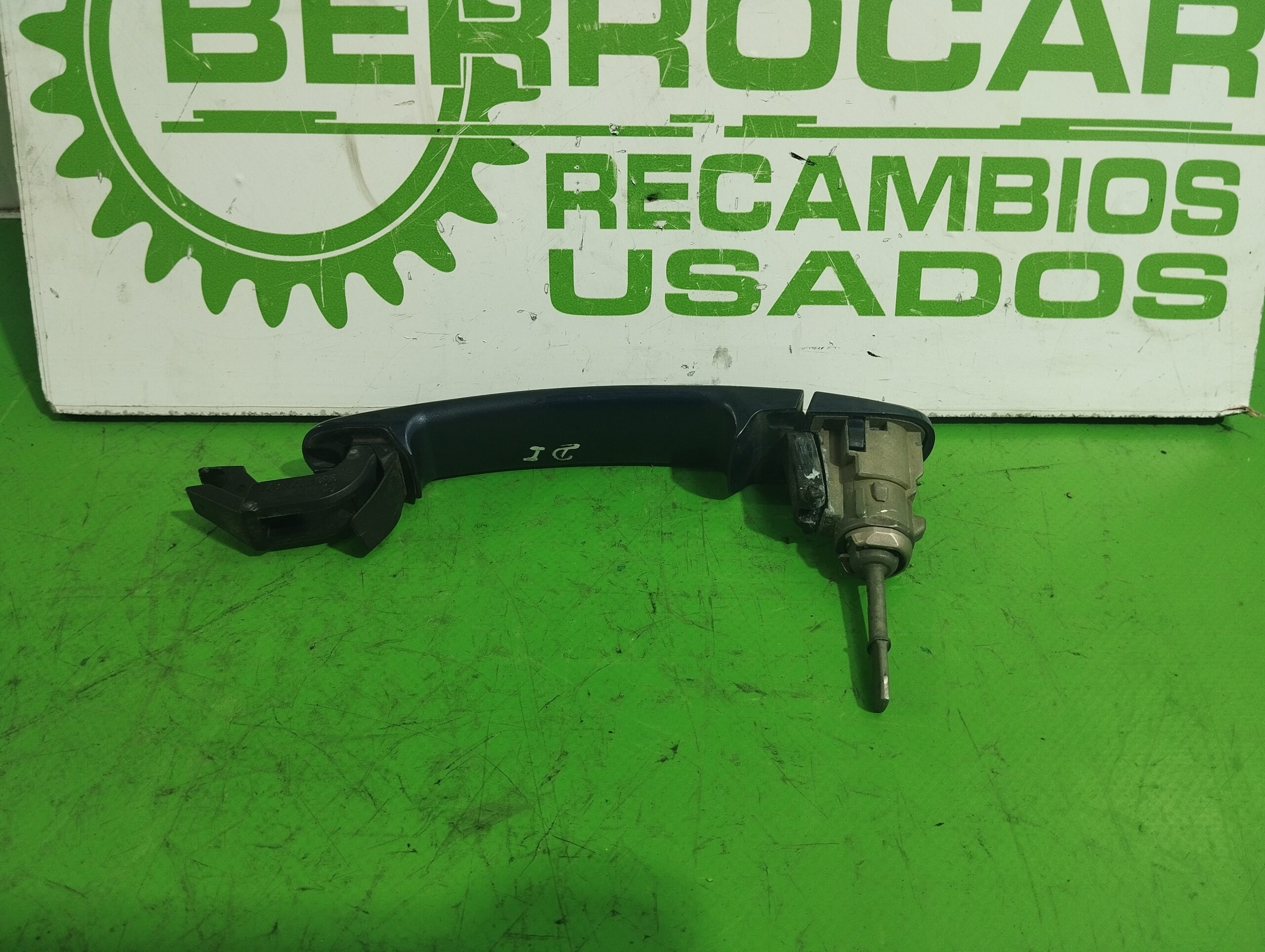 maneta_exterior_delantera_izquierda_3b0837207_volkswagen_passat_berlina_3b3_1_6