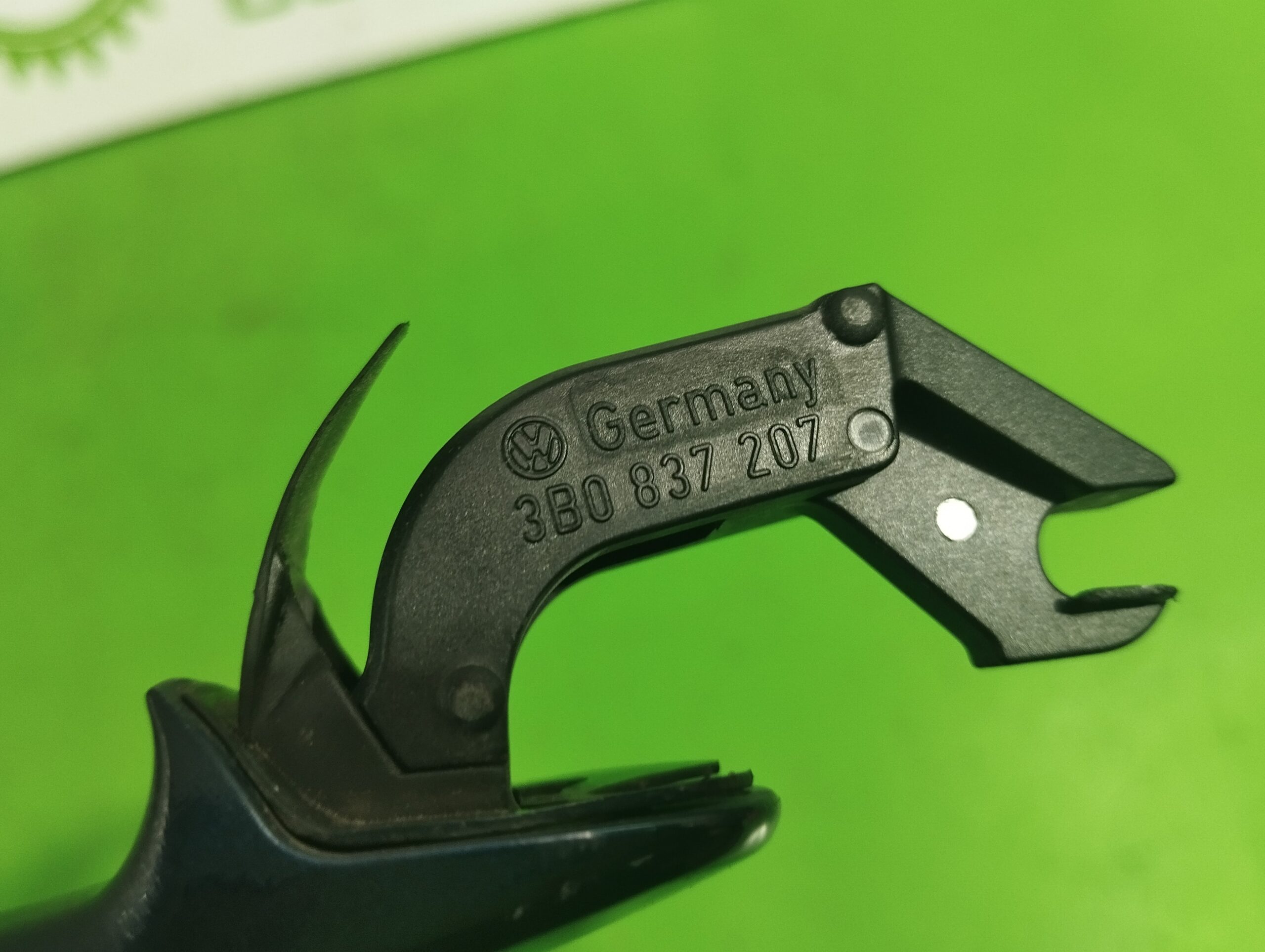 maneta_exterior_delantera_izquierda_3b0837207_volkswagen_passat_berlina_3b3_1_6