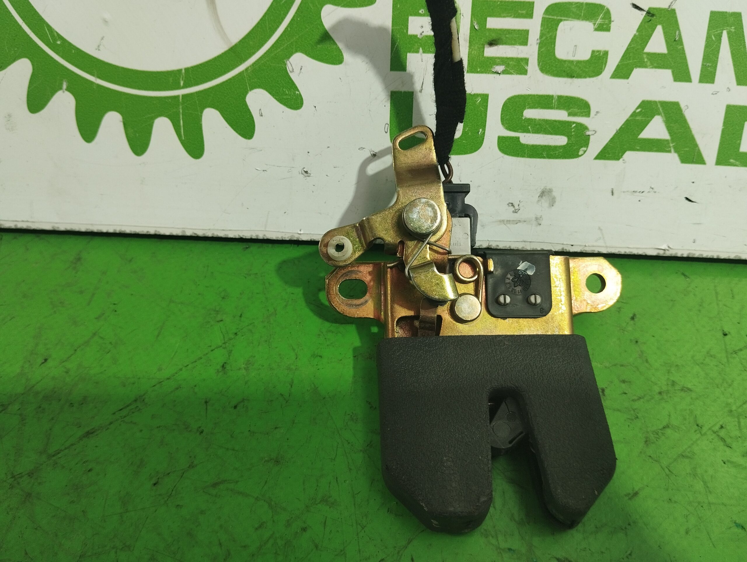 cerradura_maletero_porton_3b5827505_volkswagen_passat_berlina_3b3_1_6