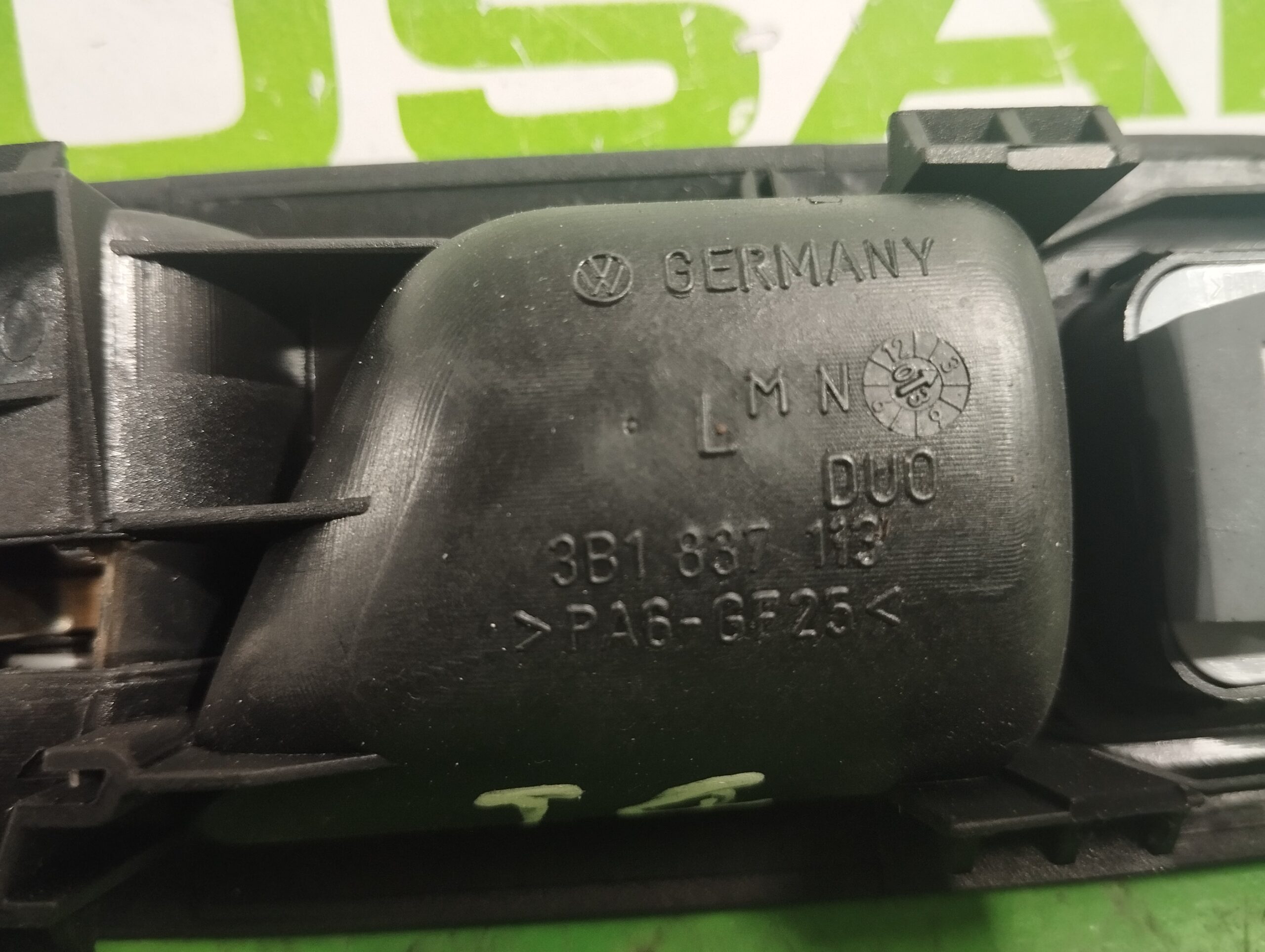 maneta_interior_delantera_izquierda_3b1837113_volkswagen_passat_berlina_3b3_1_6