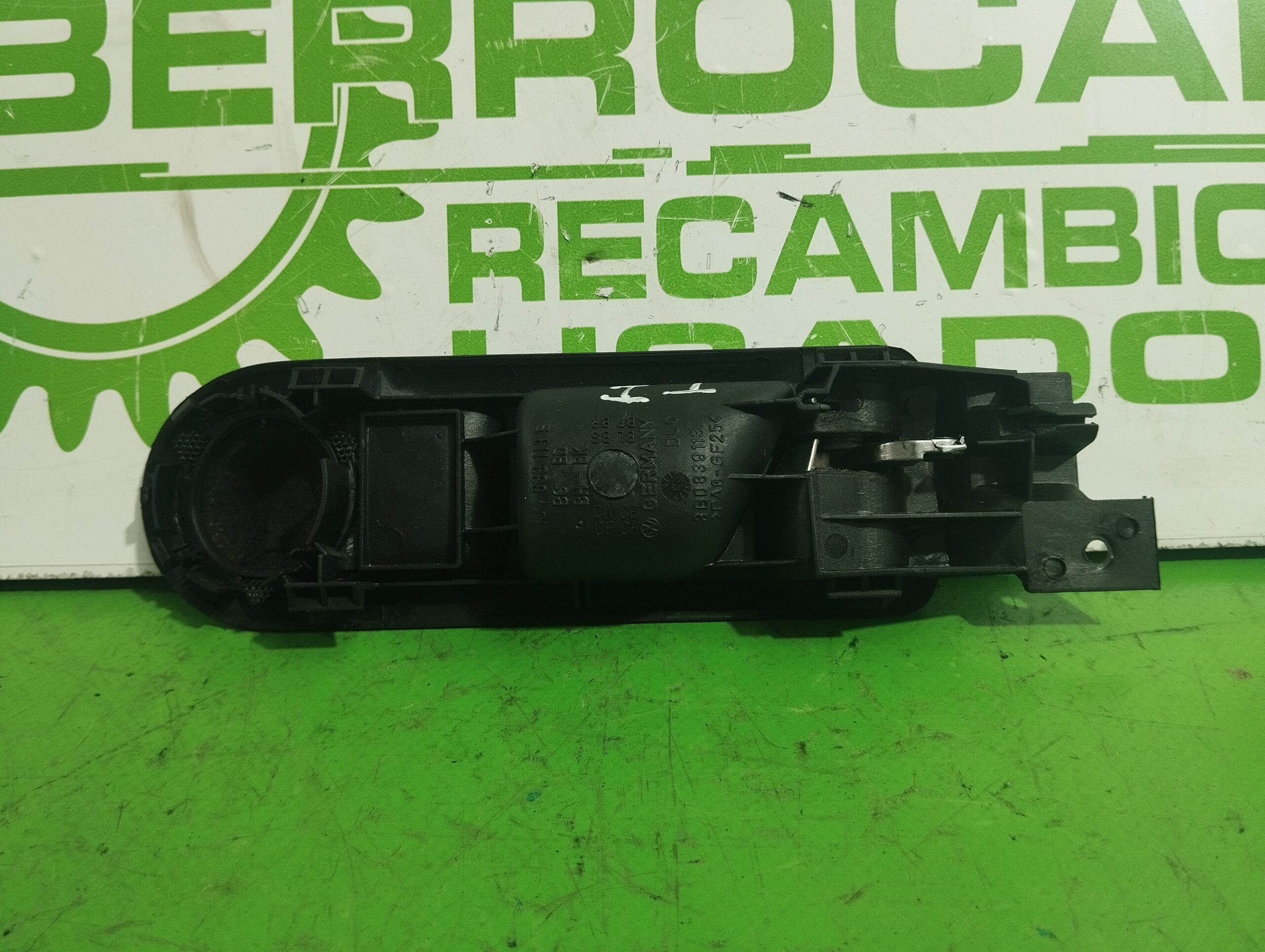 maneta_interior_trasera_izquierda_3b0839113_volkswagen_passat_berlina_3b3_1_6