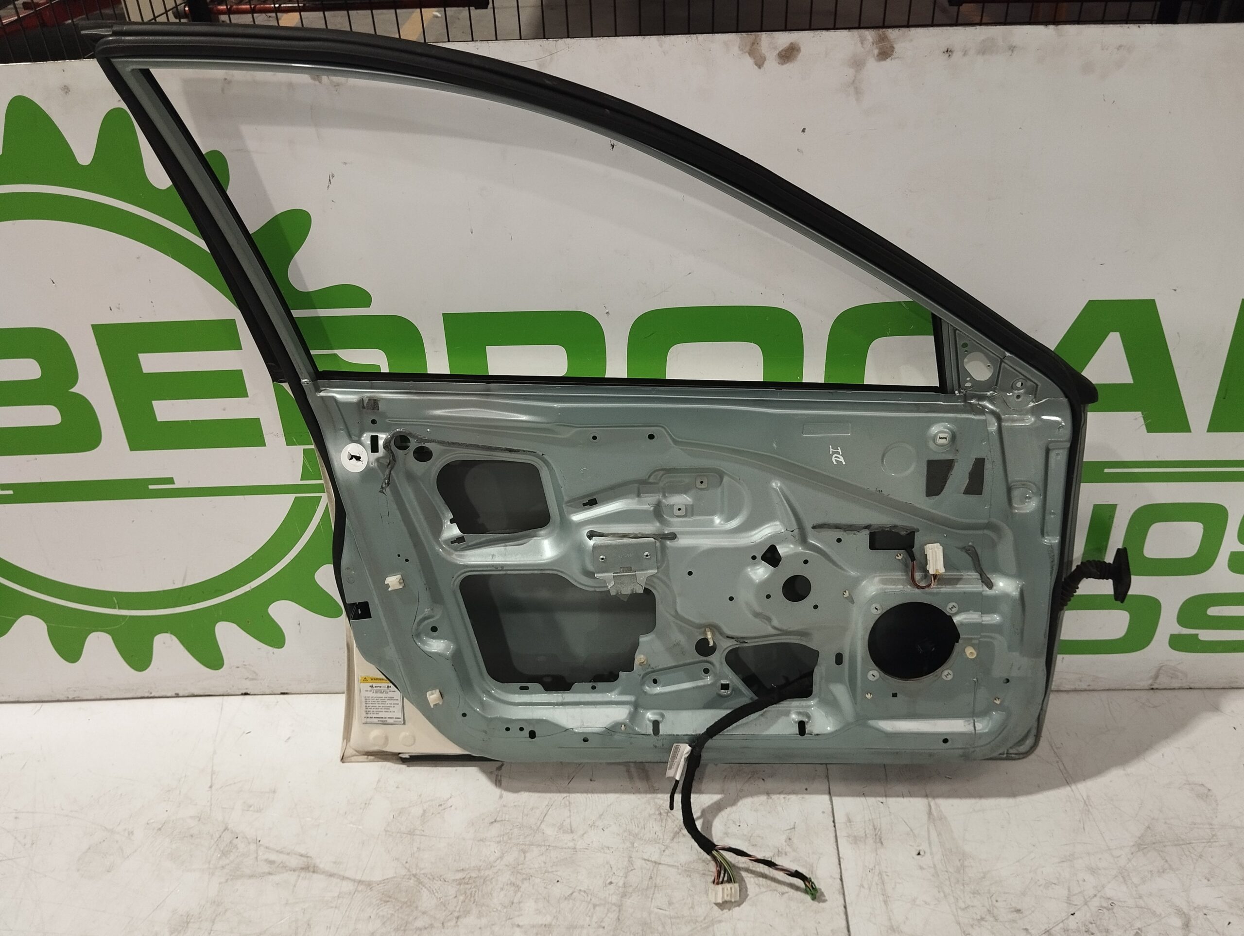 puerta_delantera_izquierda_30632666_volvo_s40_berlina_1_6_cat