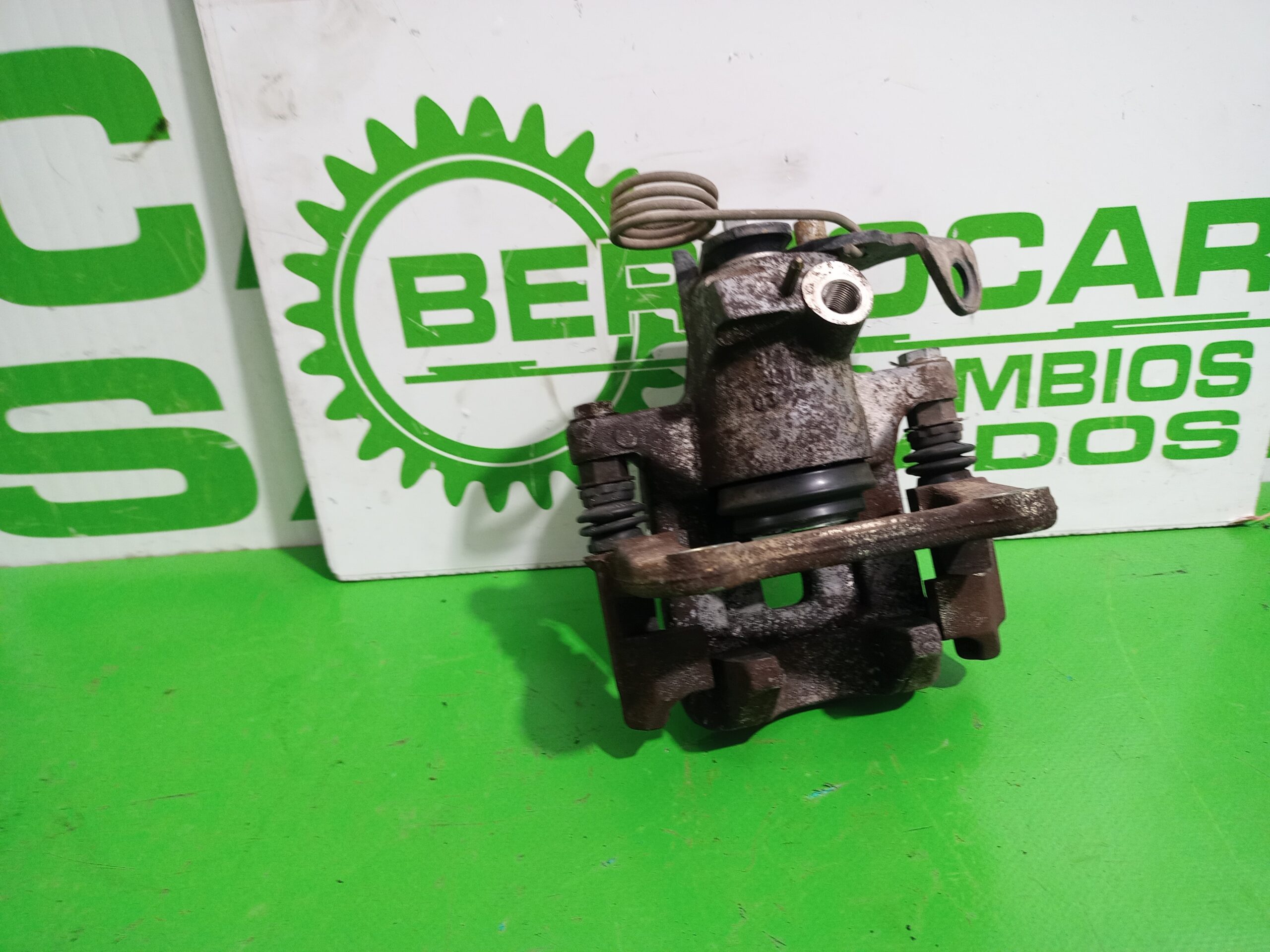 pinza_de_freno_trasera_izquierda_8e0405m_volkswagen_passat_berlina_3b3_1_6