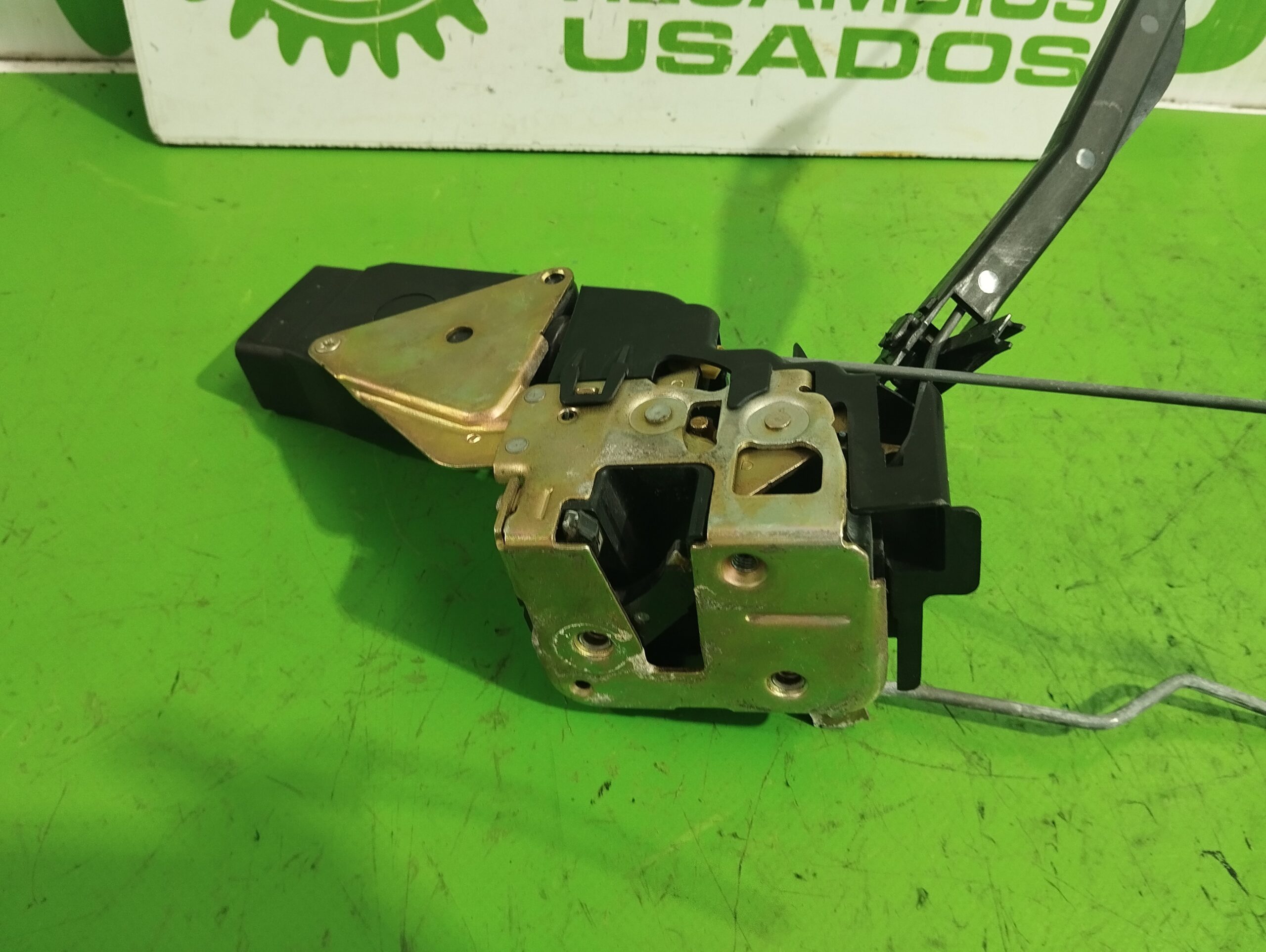 cerradura_puerta_delantera_derecha_30850808_volvo_s40_berlina_1_6_cat