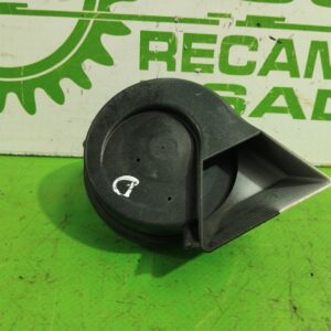 claxon_e1000233_volvo_s40_berlina_1_6_cat