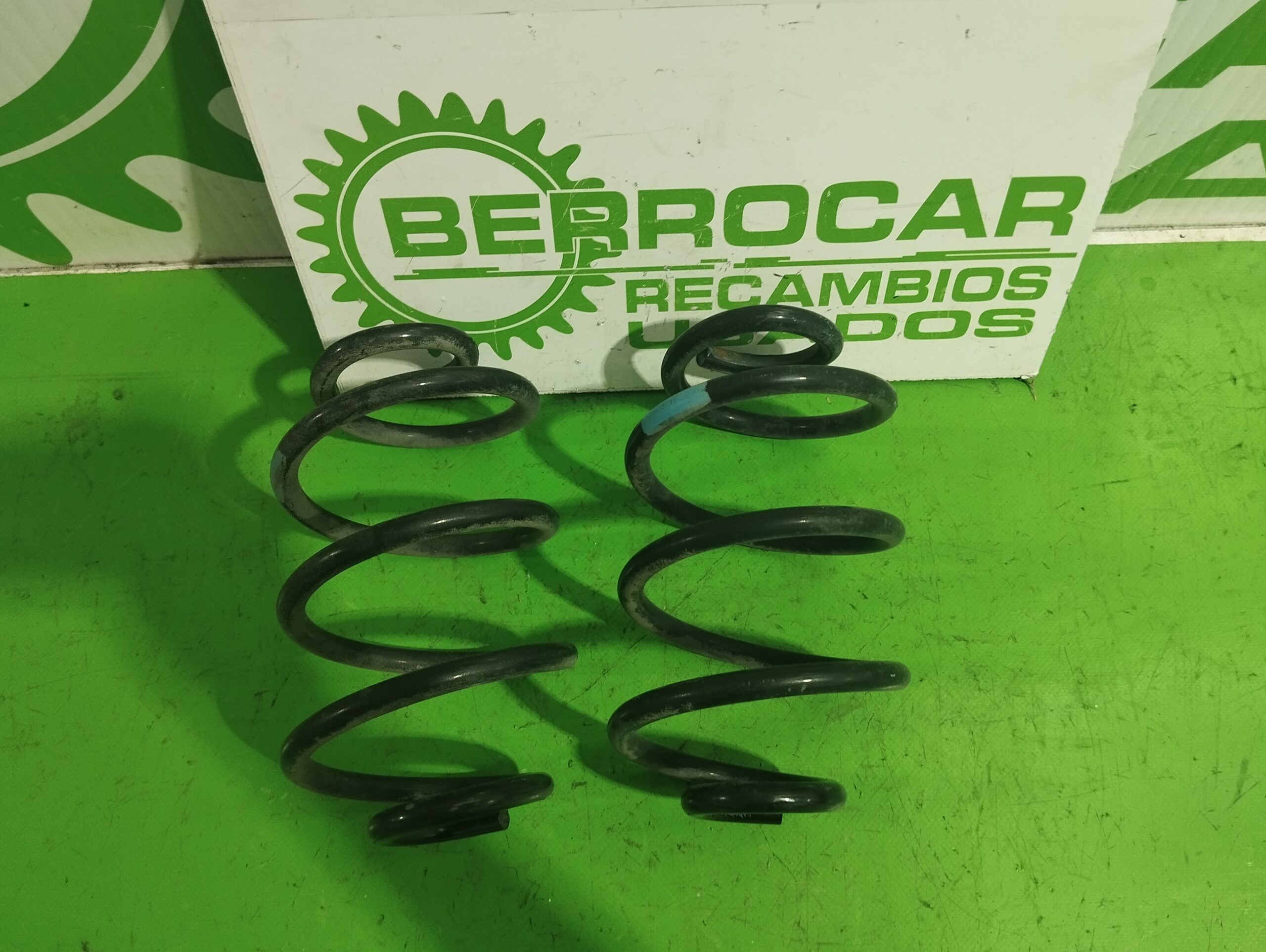 muelle_amortiguacion_550201ha1a_nissan_micra_k12e_1_2_cat