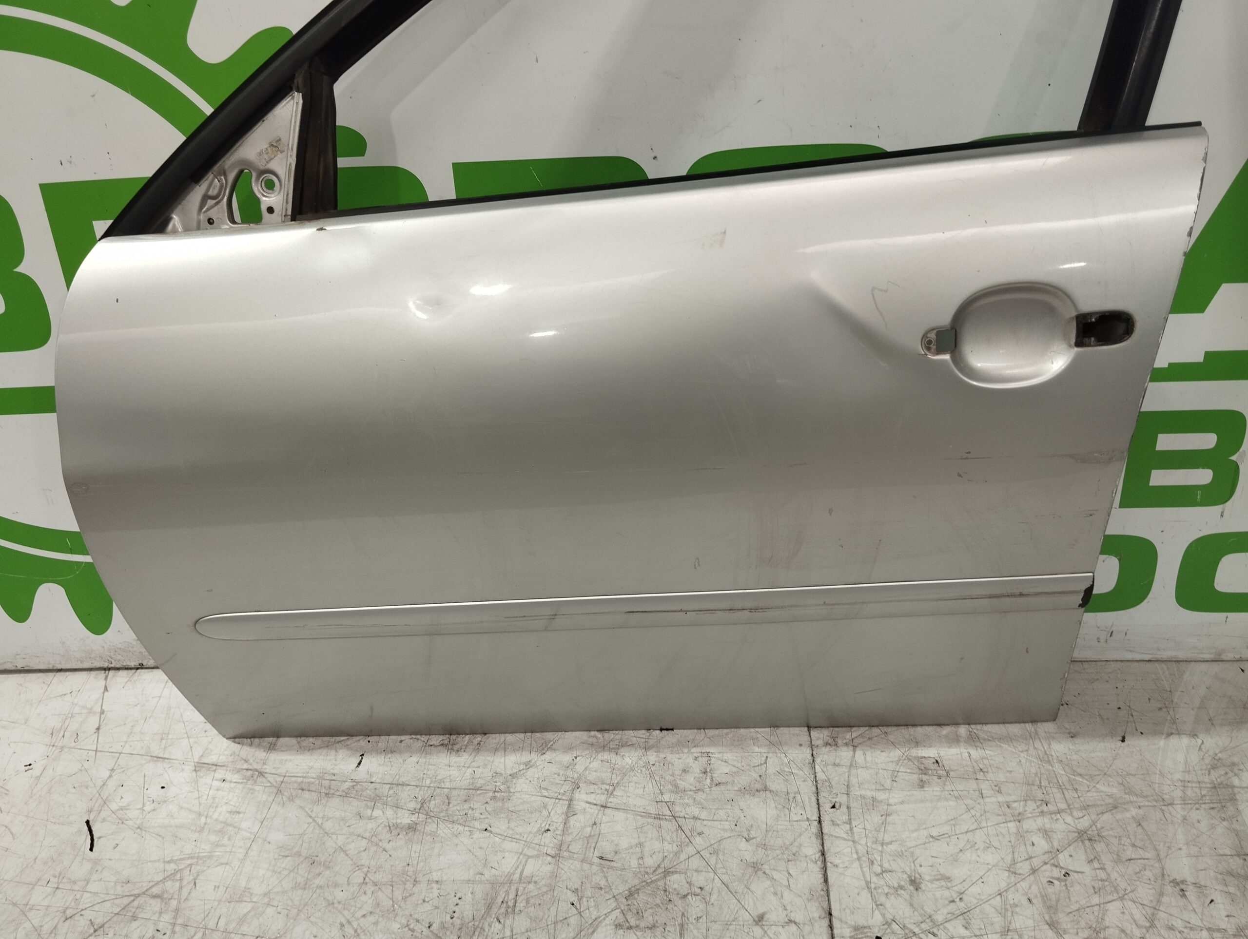 puerta_delantera_izquierda_6l4831055s_seat_ibiza_6l1_1_9_tdi