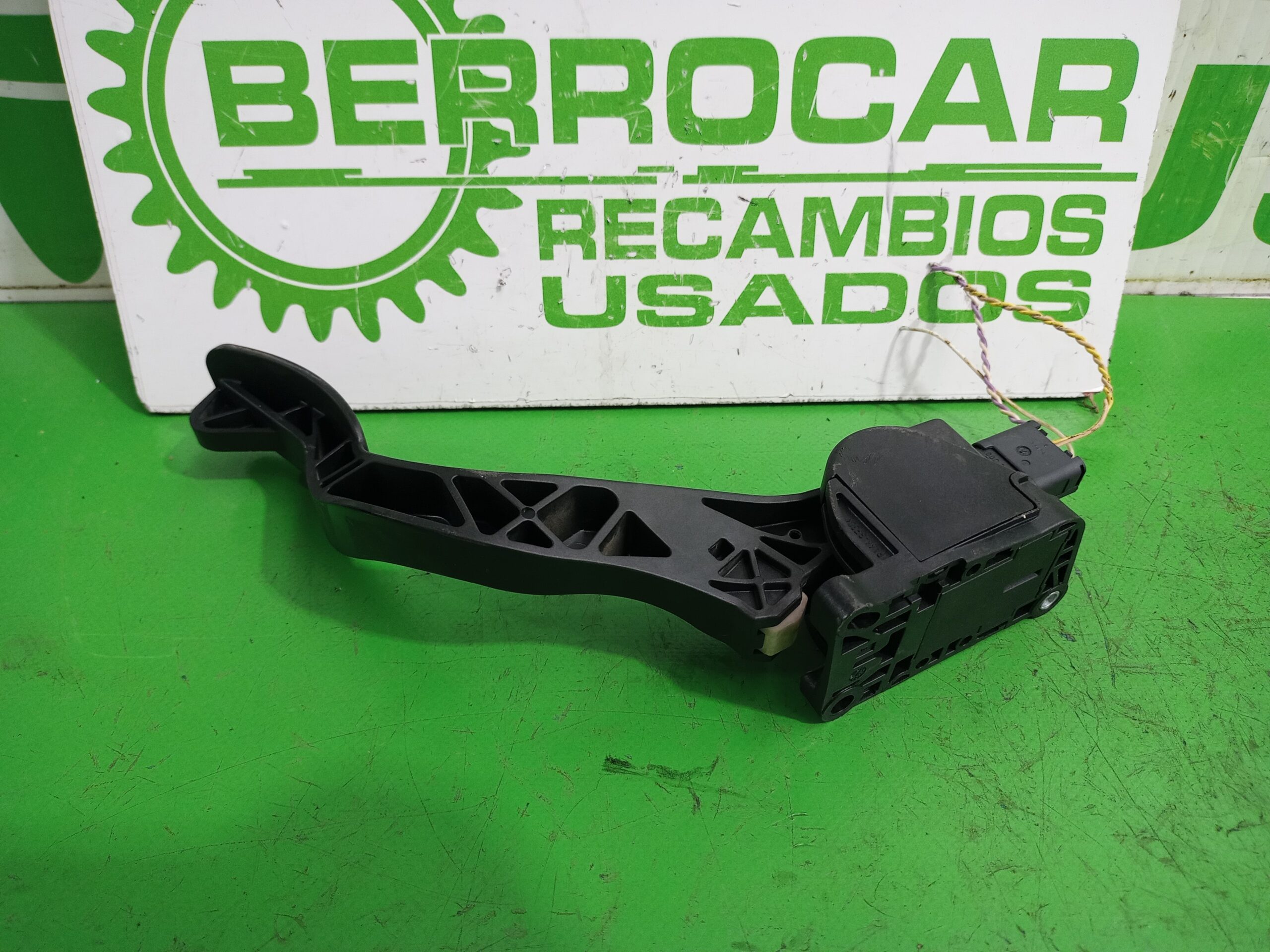 pedal_acelerador_9654725380_citr_n_c4_grand_picasso_1_6_16v_hdi_fap