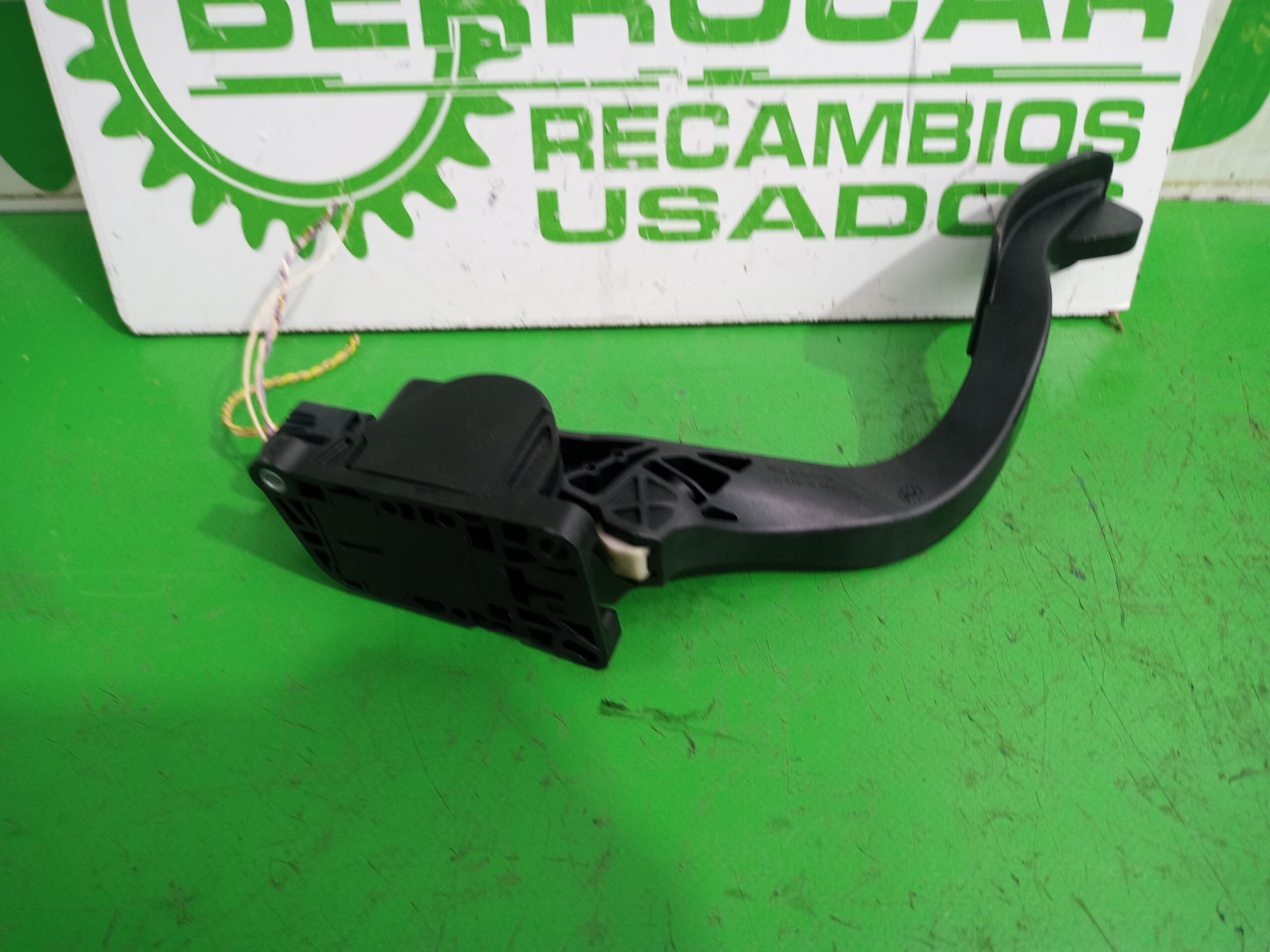 pedal_acelerador_9654725380_citr_n_c4_grand_picasso_1_6_16v_hdi_fap