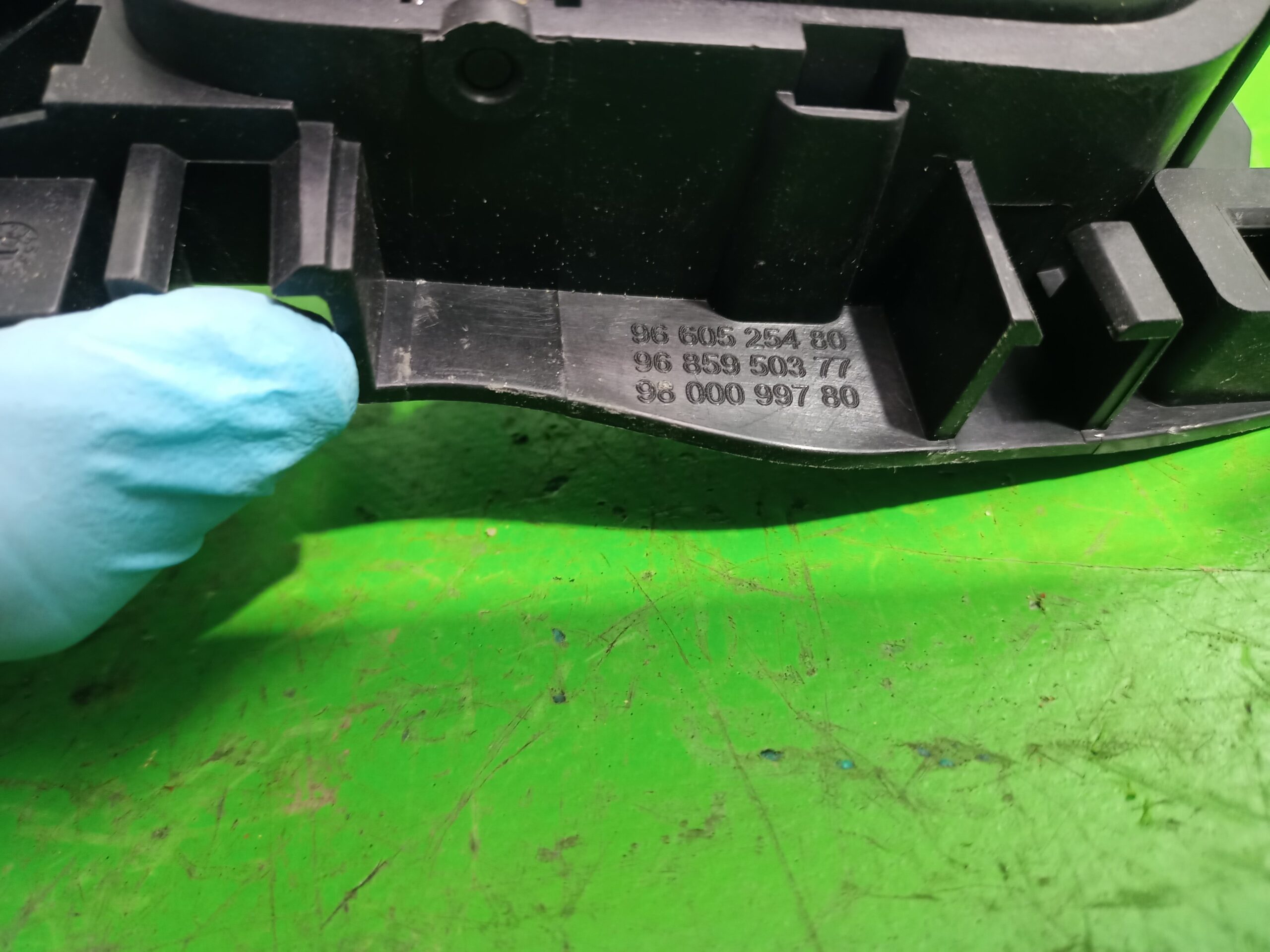 maneta_interior_delantera_izquierda_9660525480_citr_n_c4_lim_business