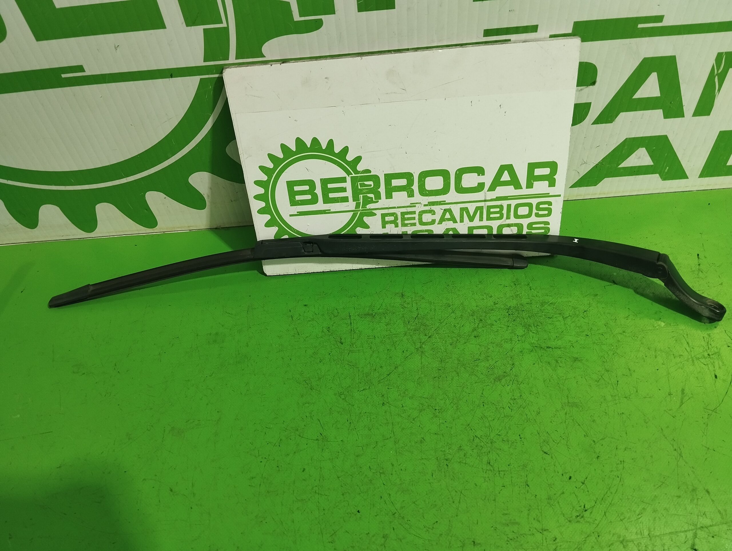 brazo_limpia_delantero_izquierdo_745604849_seat_altea_5p1_style_copa