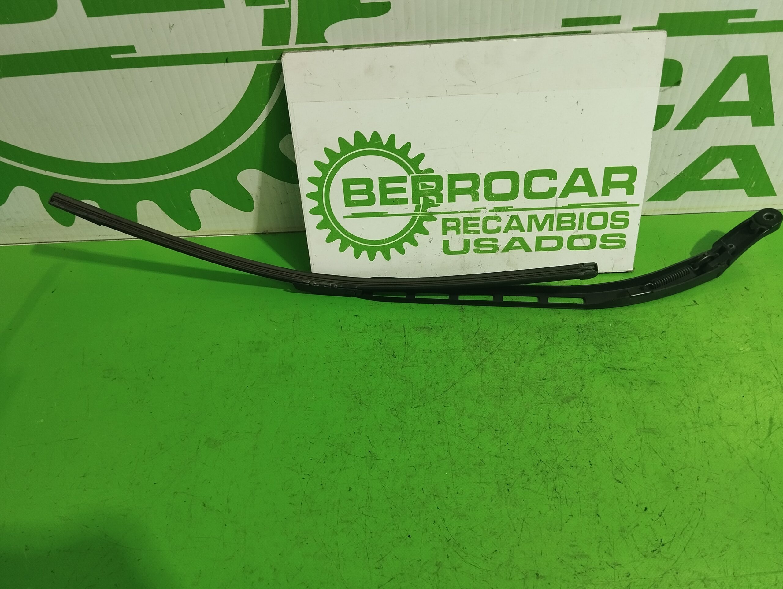 brazo_limpia_delantero_izquierdo_745604849_seat_altea_5p1_style_copa