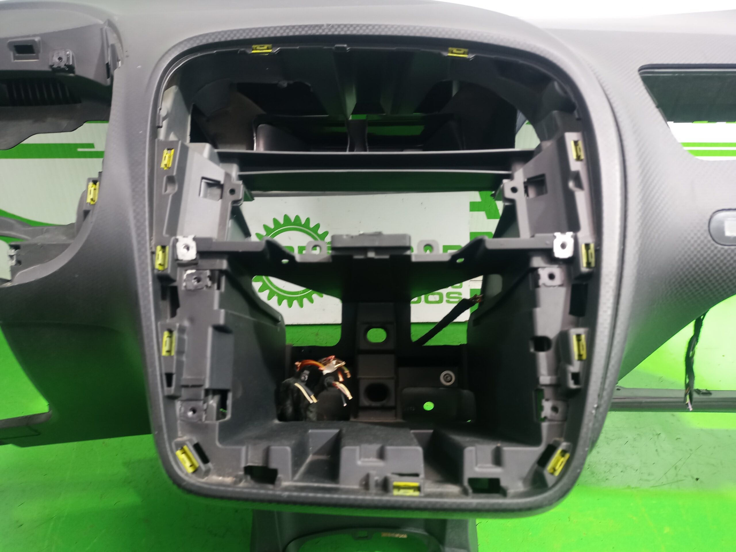 salpicadero_5p0857067_seat_altea_5p1_style_copa