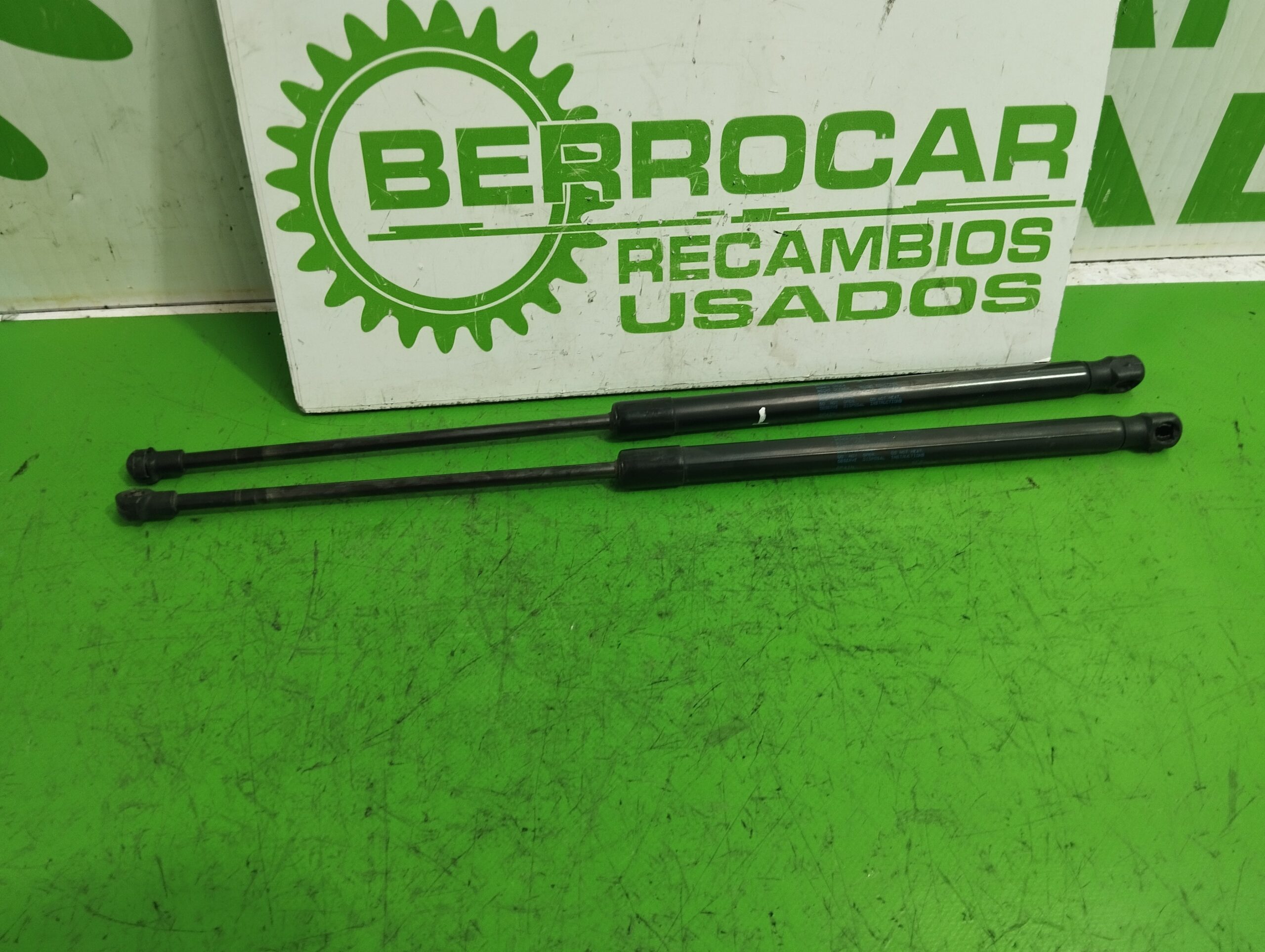 amortiguadores_maletero_porton_5p9827550_seat_altea_5p1_style_copa