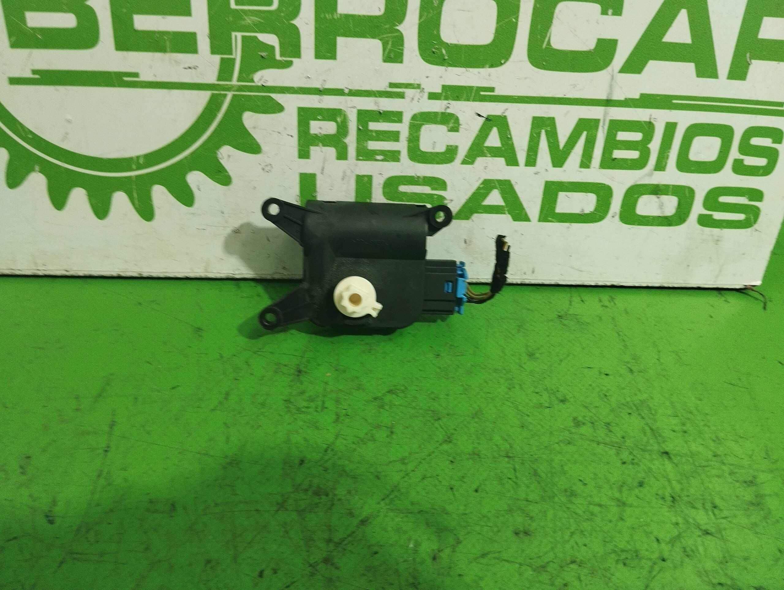 motor_apertura_trampillas_0132801345_seat_altea_5p1_style_copa