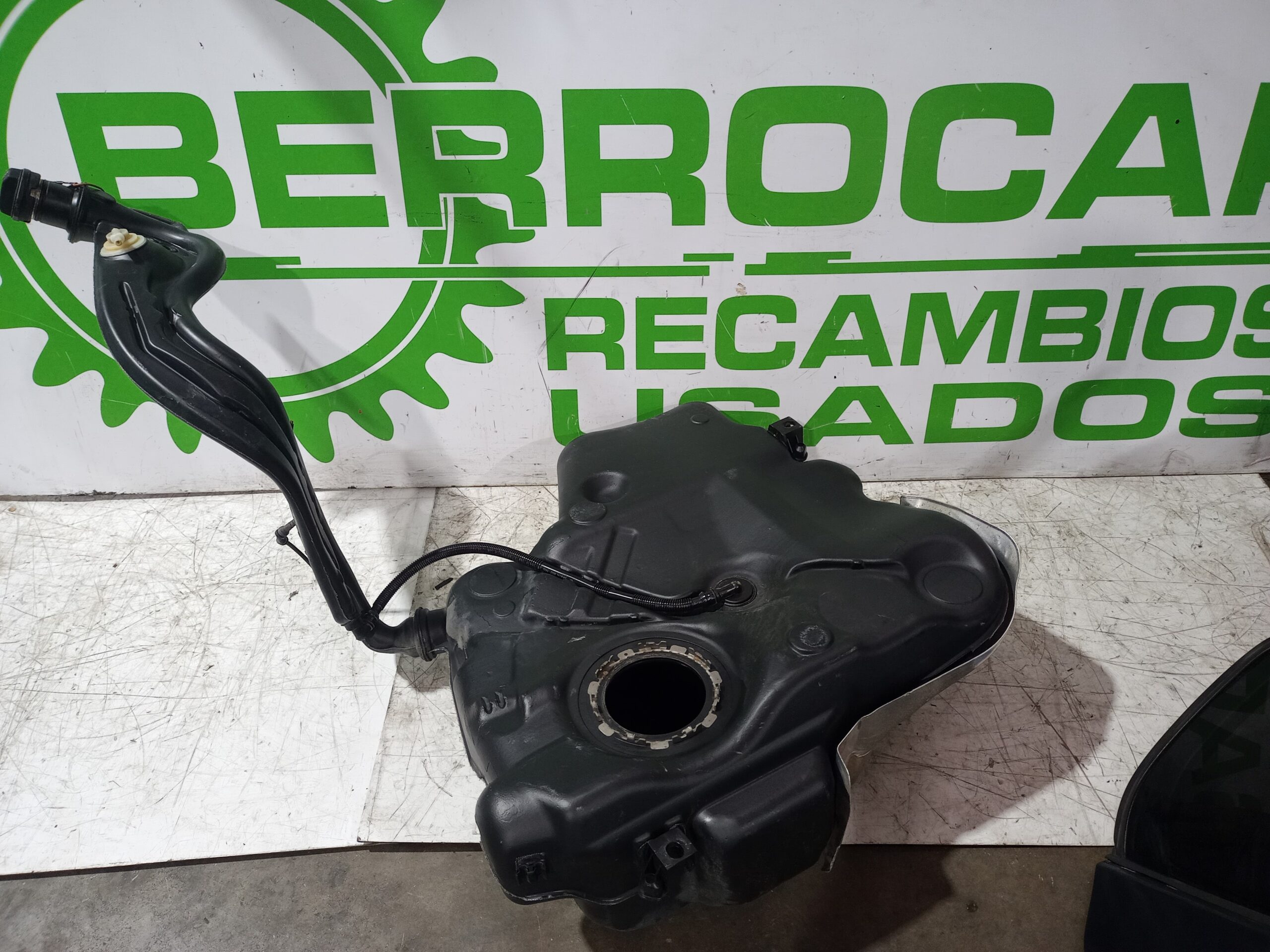 deposito_combustible_1k0201085m_volkswagen_golf_v_berlina_1k1_1_9_tdi