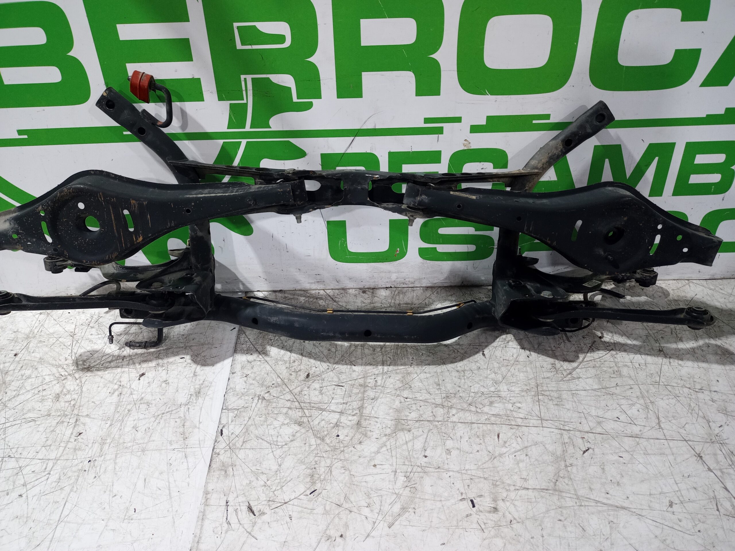 puente_trasero_1k0505315aq_volkswagen_golf_v_berlina_1k1_1_9_tdi