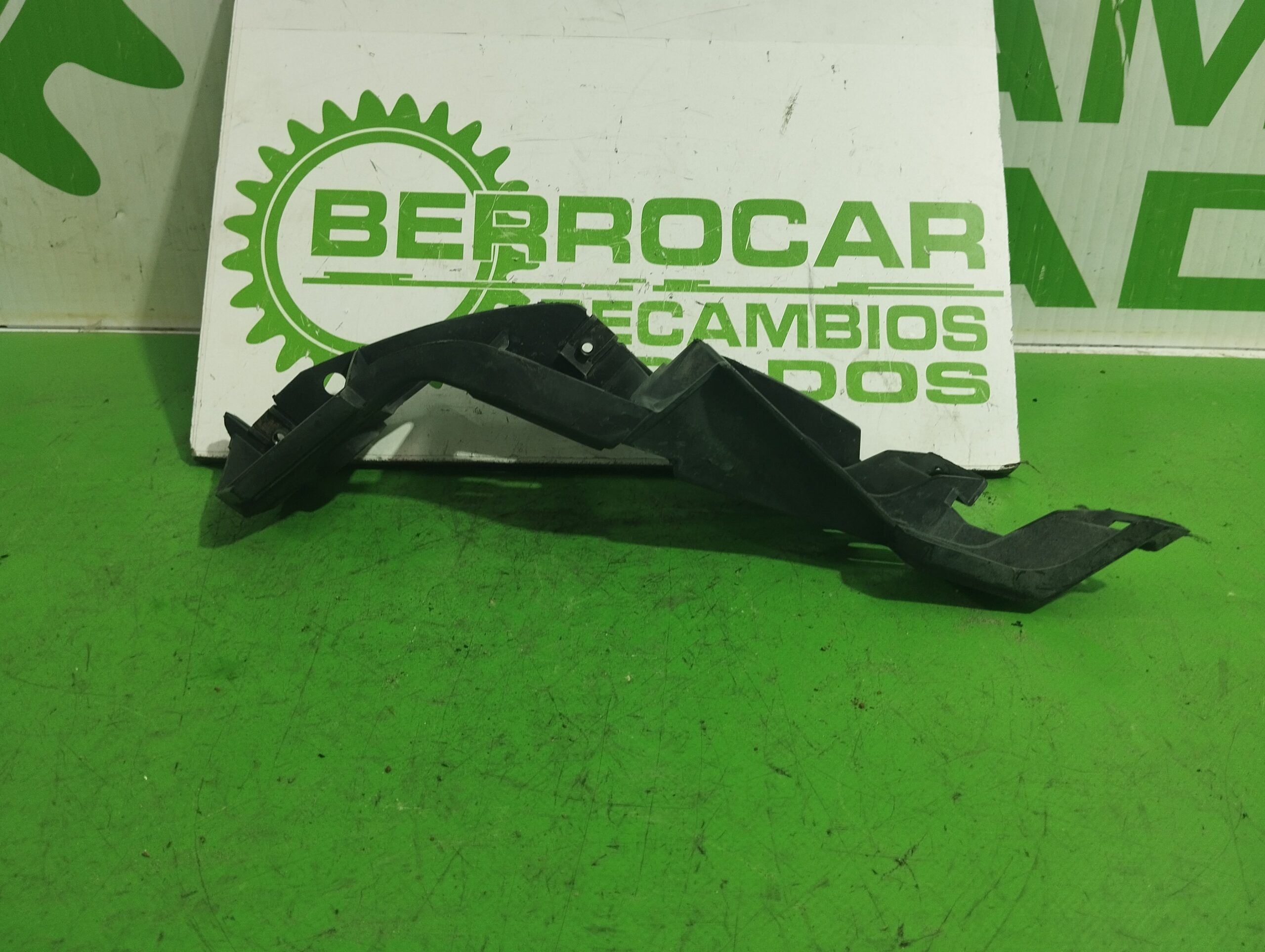 soporte_paragolpe_trasero_1k6807394ezt_volkswagen_golf_v_berlina_1k1_1_9_tdi