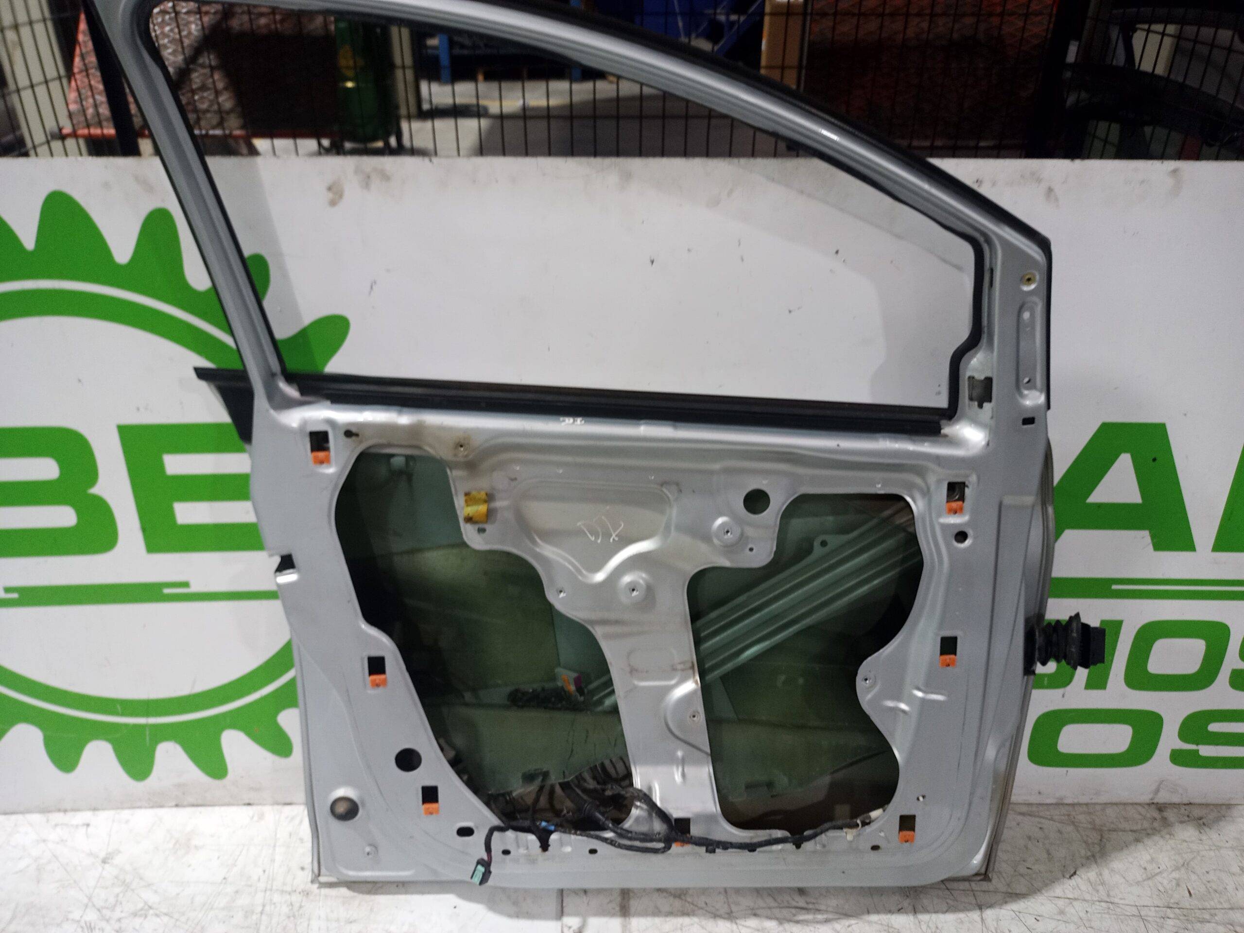 puerta_delantera_izquierda_5p0831311_seat_altea_xl_5p5_1_9_tdi