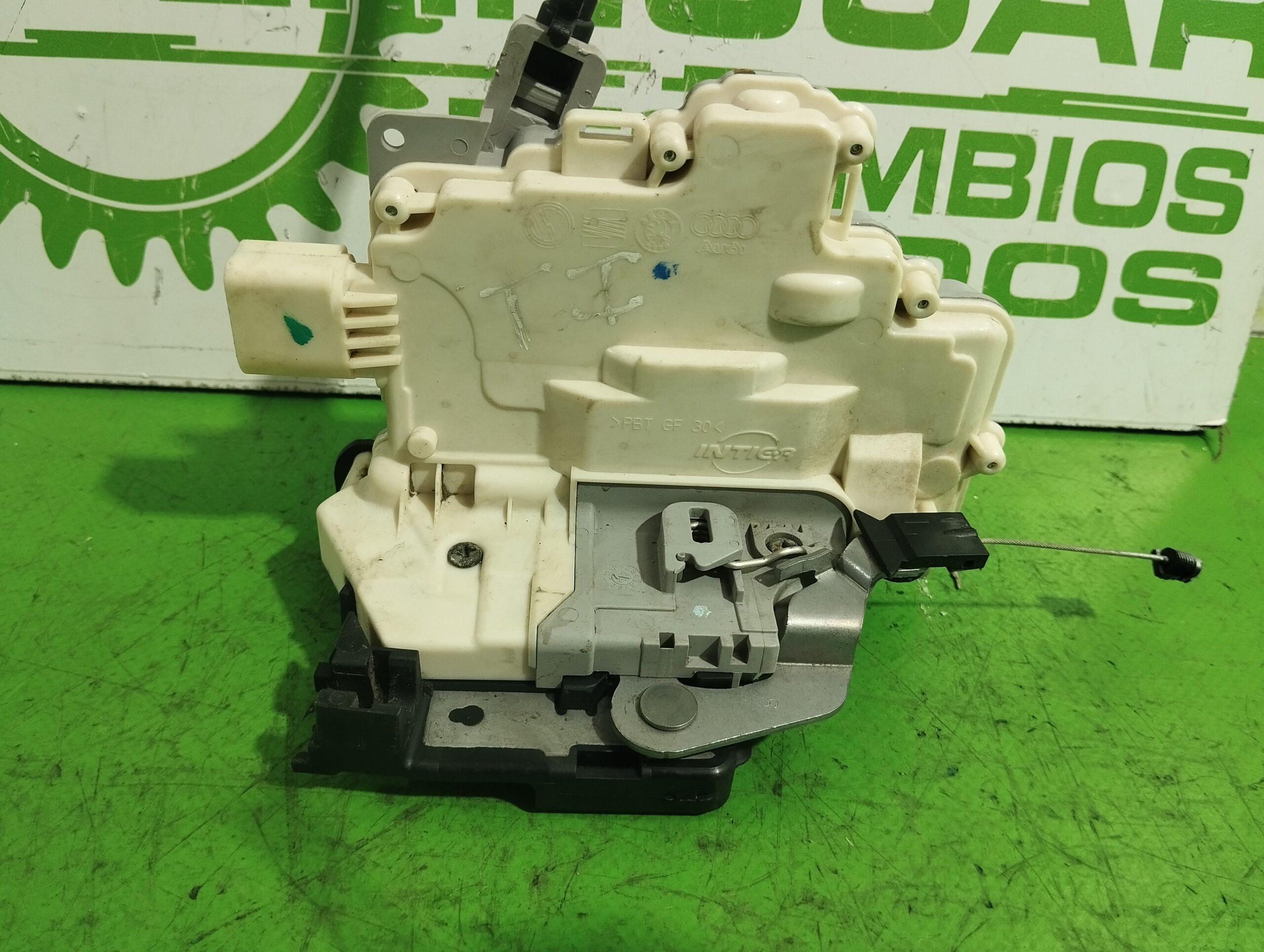 cerradura_puerta_trasera_izquierda_1p0839015a_seat_altea_xl_5p5_1_9_tdi