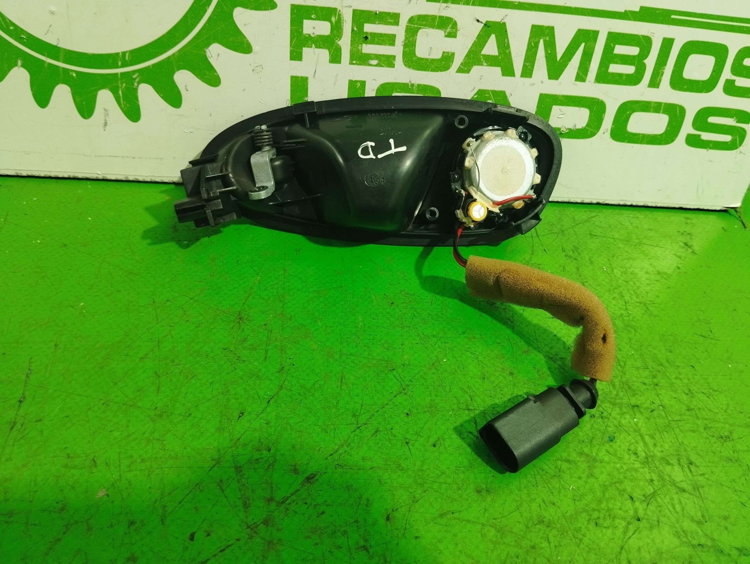 maneta_interior_trasera_derecha_5p0837114_seat_altea_xl_5p5_1_9_tdi