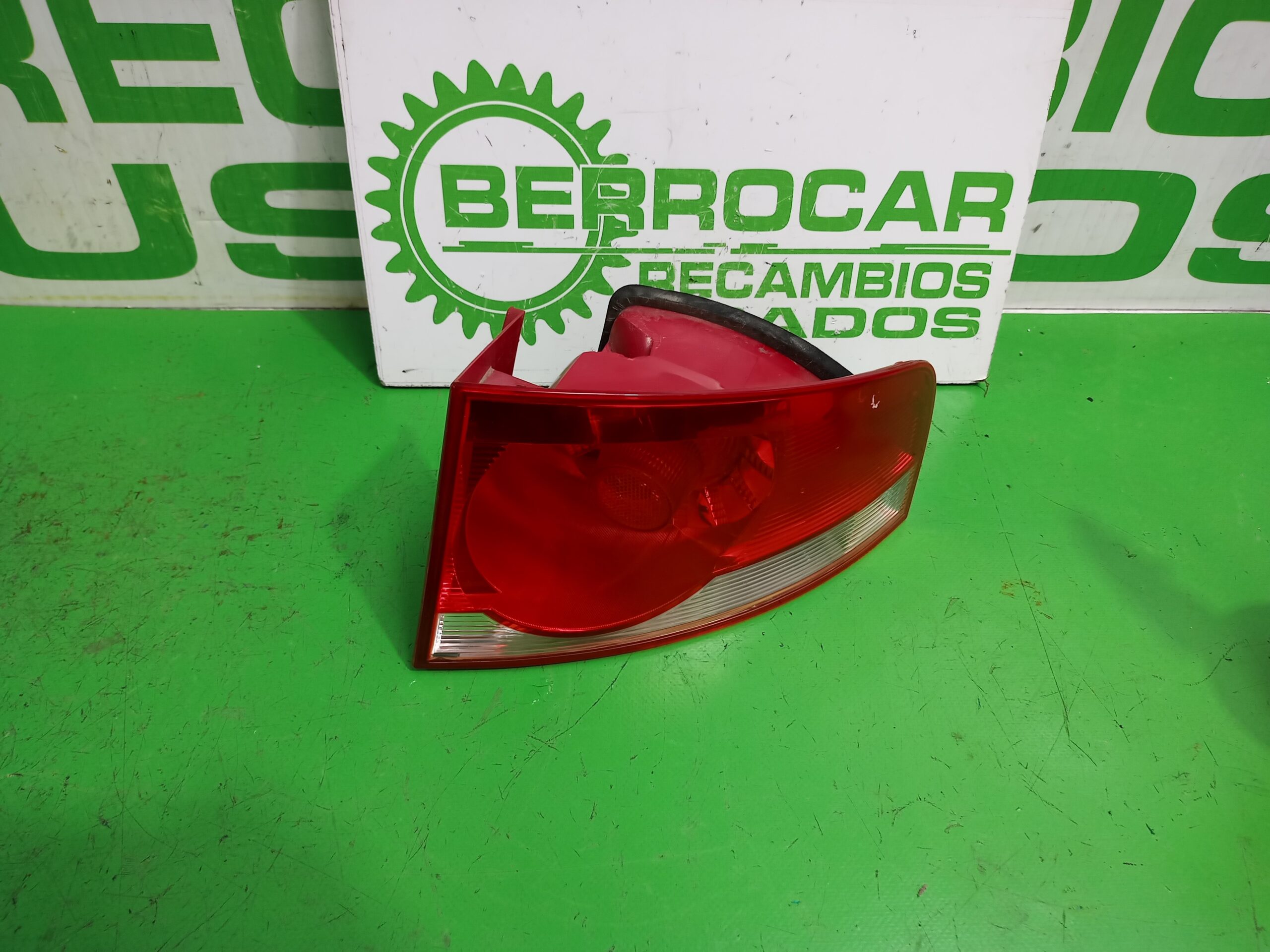 piloto_trasero_derecho_5p8945096a_seat_altea_xl_5p5_1_9_tdi