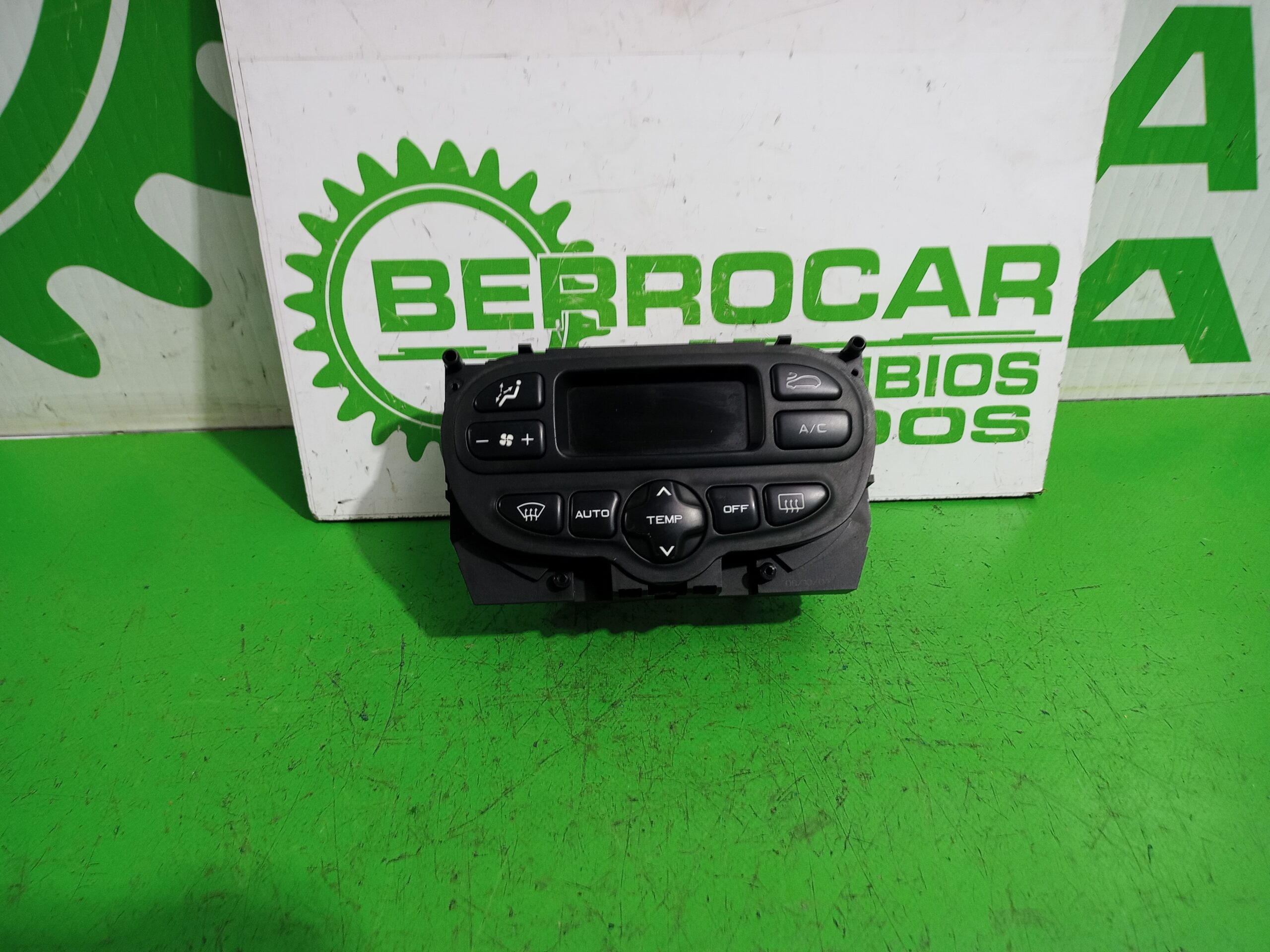 mando_climatizador_96527144xt_peugeot_307_break_sw_s1_1_6_16v_cat