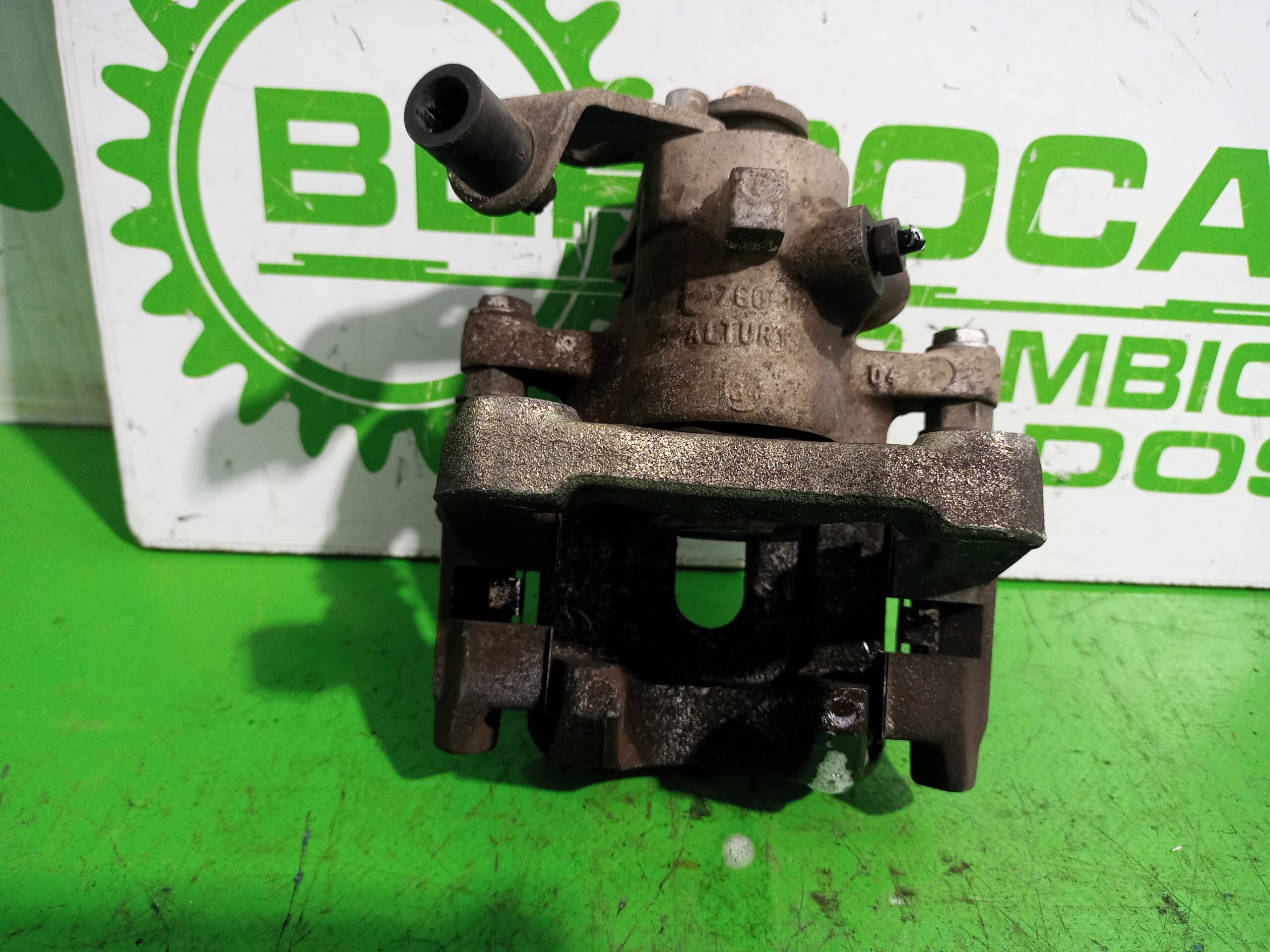 pinza_de_freno_trasera_izquierda_1607375680_peugeot_307_break_sw_s1_1_6_16v_cat