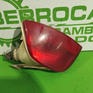 piloto_trasero_izquierdo_1m5115k273_a_ford_focus_berlina_cak_ambiente