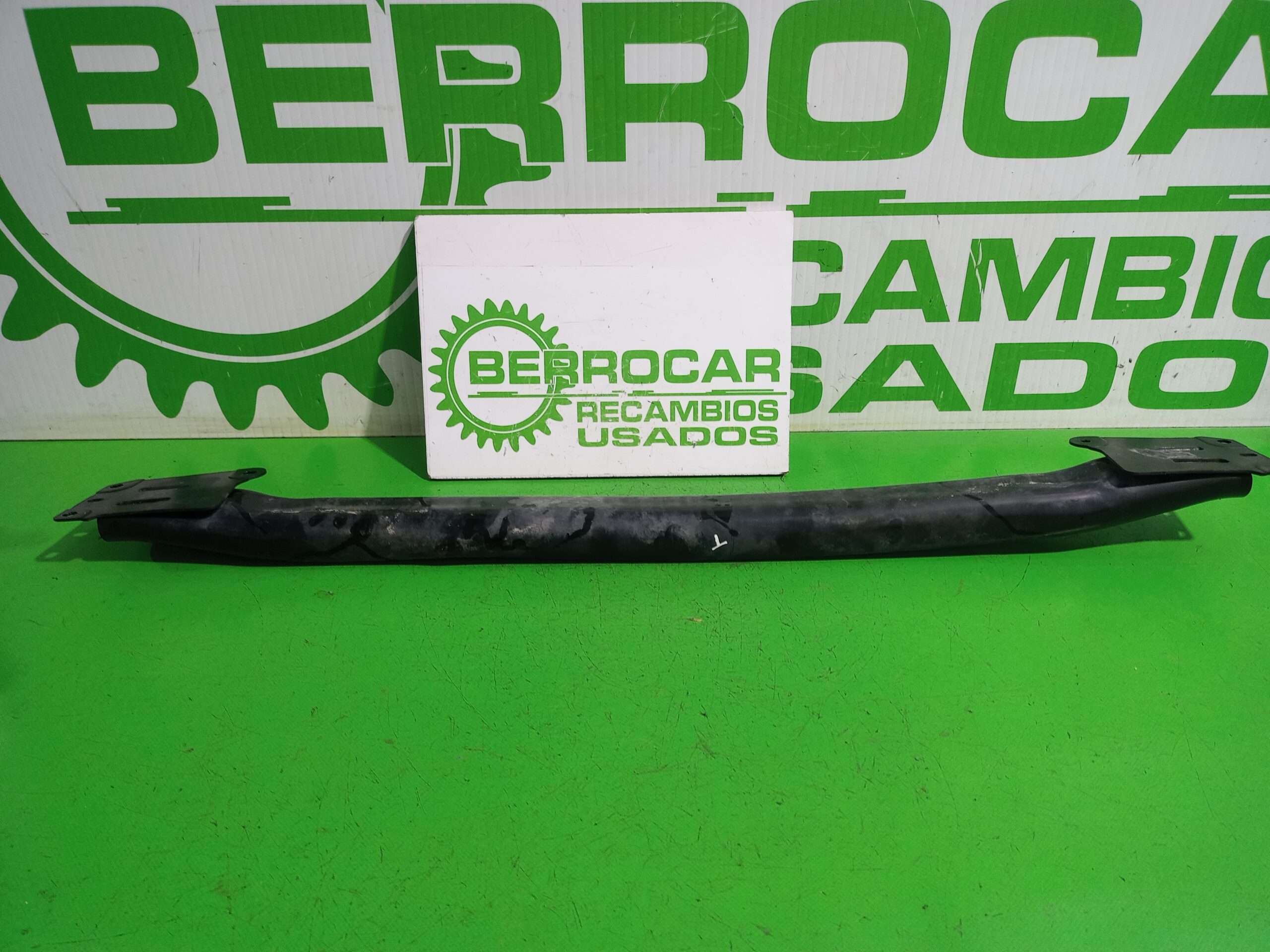 refuerzo_paragolpes_trasero_xs41a403226ah_ford_focus_berlina_cak_ambiente