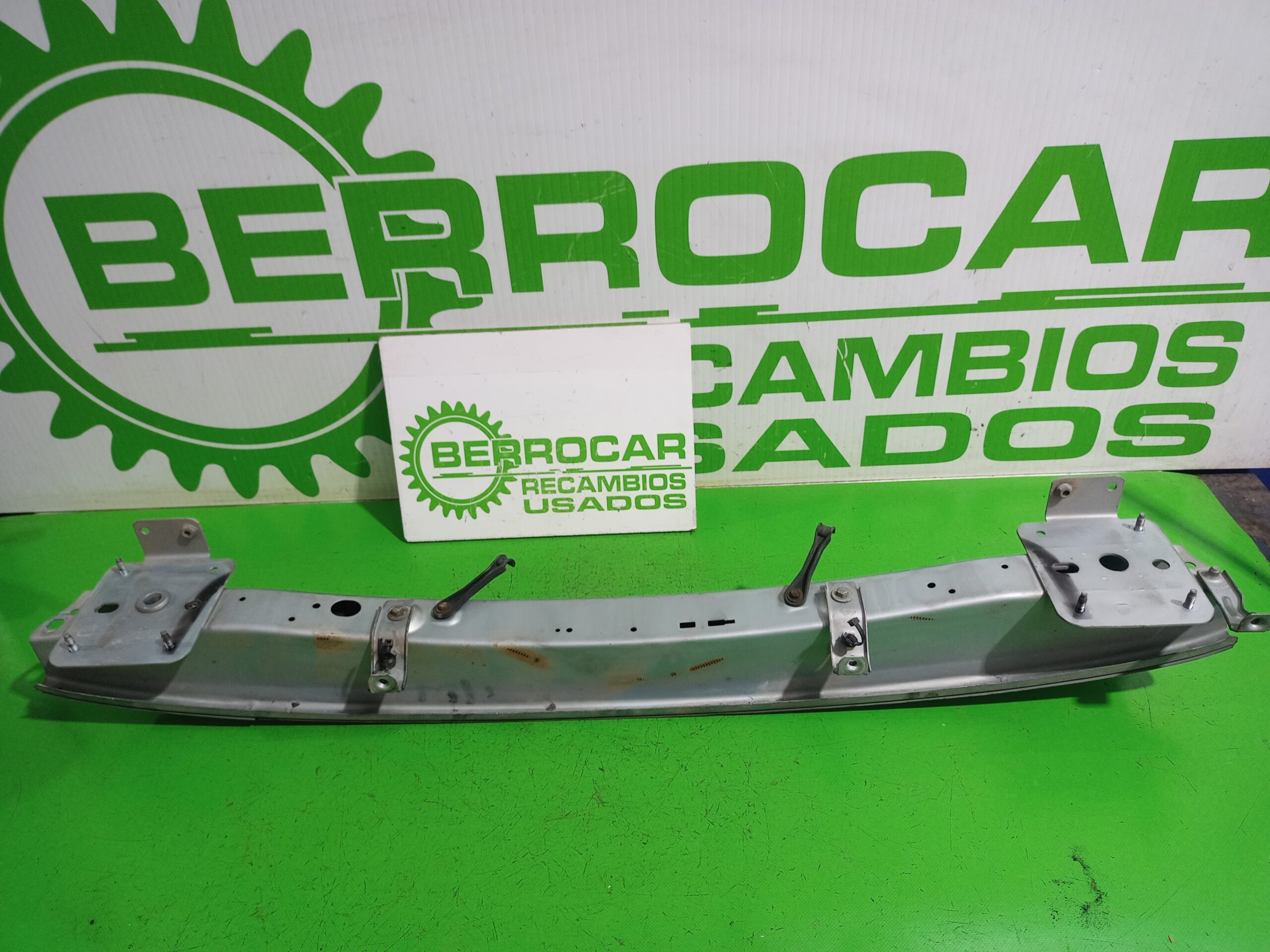 refuerzo_paragolpes_delantero_1363606_ford_focus_berlina_cak_ambiente