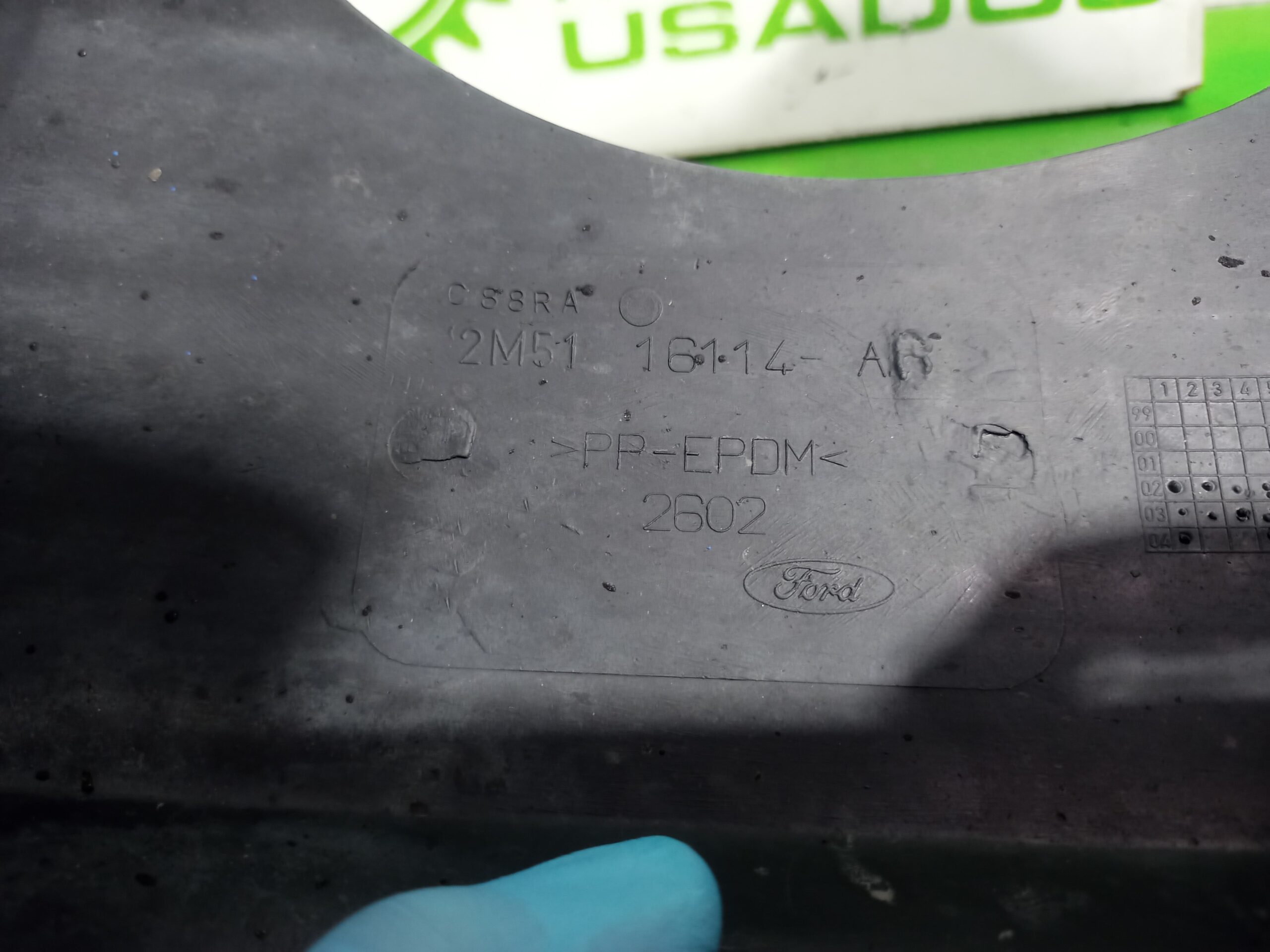 paso_rueda_delantero_derecho_2m5116114a_ford_focus_berlina_cak_ambiente