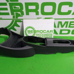 consola_central_2m5xa045a74acw_ford_focus_berlina_cak_ambiente