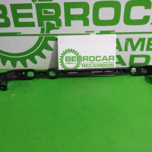 travesano_inferior_2m518a297ab_ford_focus_berlina_cak_ambiente