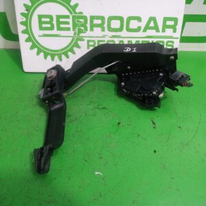 cerradura_puerta_delantera_izquierda_2s4aa21813ha_ford_focus_berlina_cak_ambiente