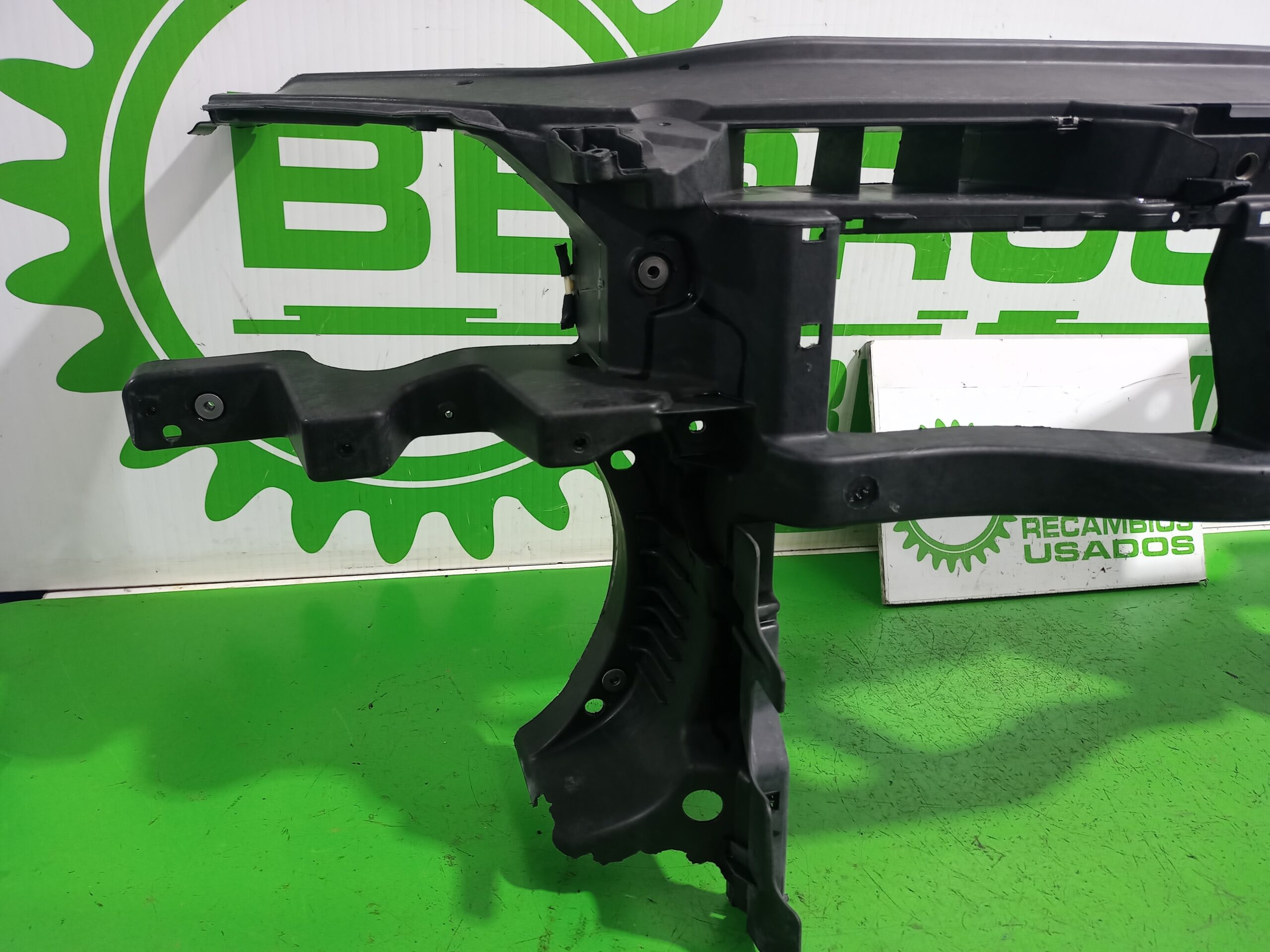 panel_frontal_3c0805355_volkswagen_passat_berlina_3c2_2_0_tdi