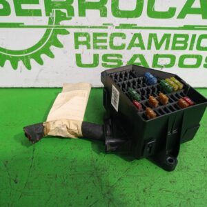 caja_reles_fusibles_3c1941824_volkswagen_passat_berlina_3c2_2_0_tdi
