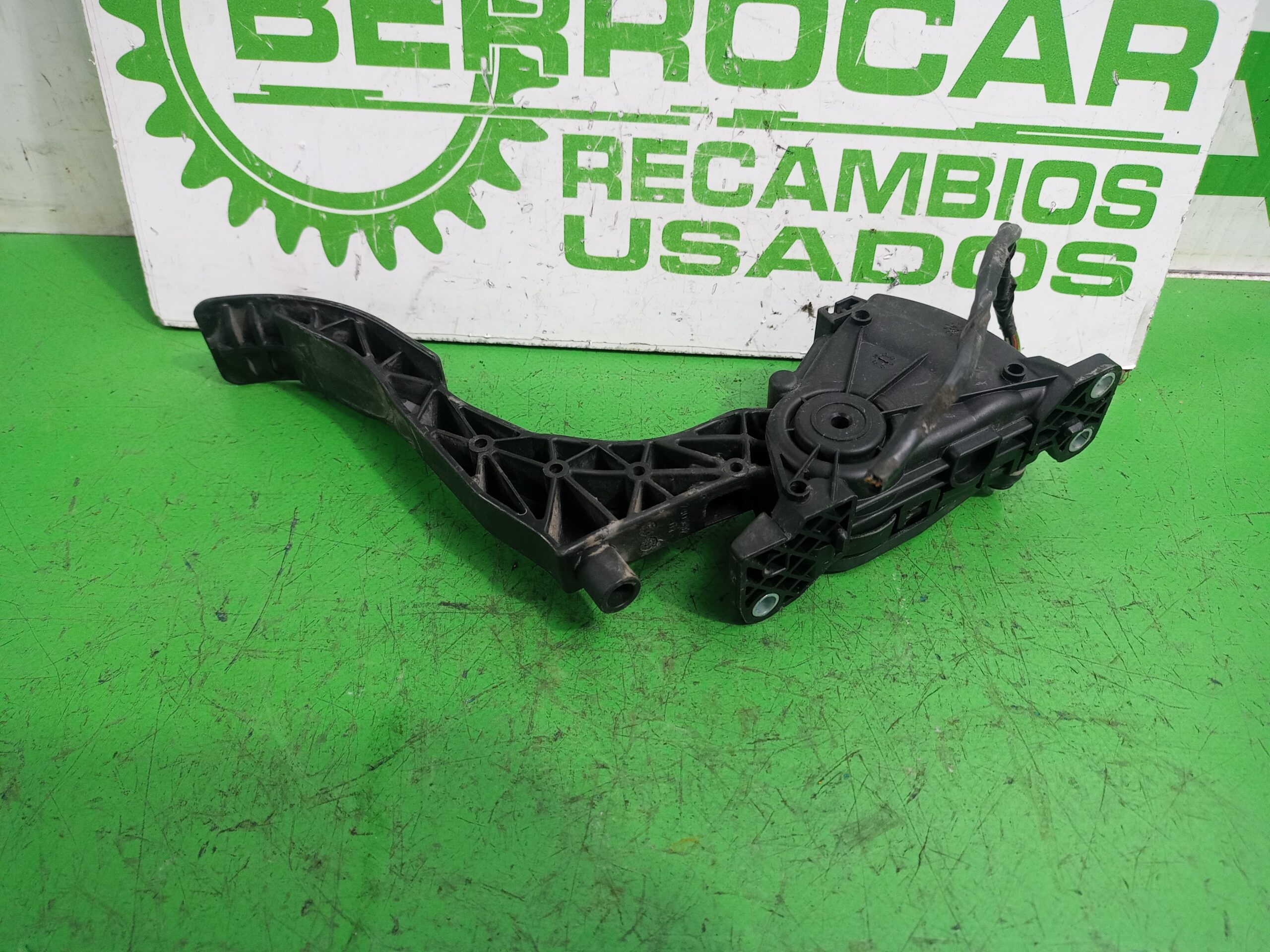 pedal_acelerador_6q1721503b_seat_ibiza_6l1_1_9_sdi