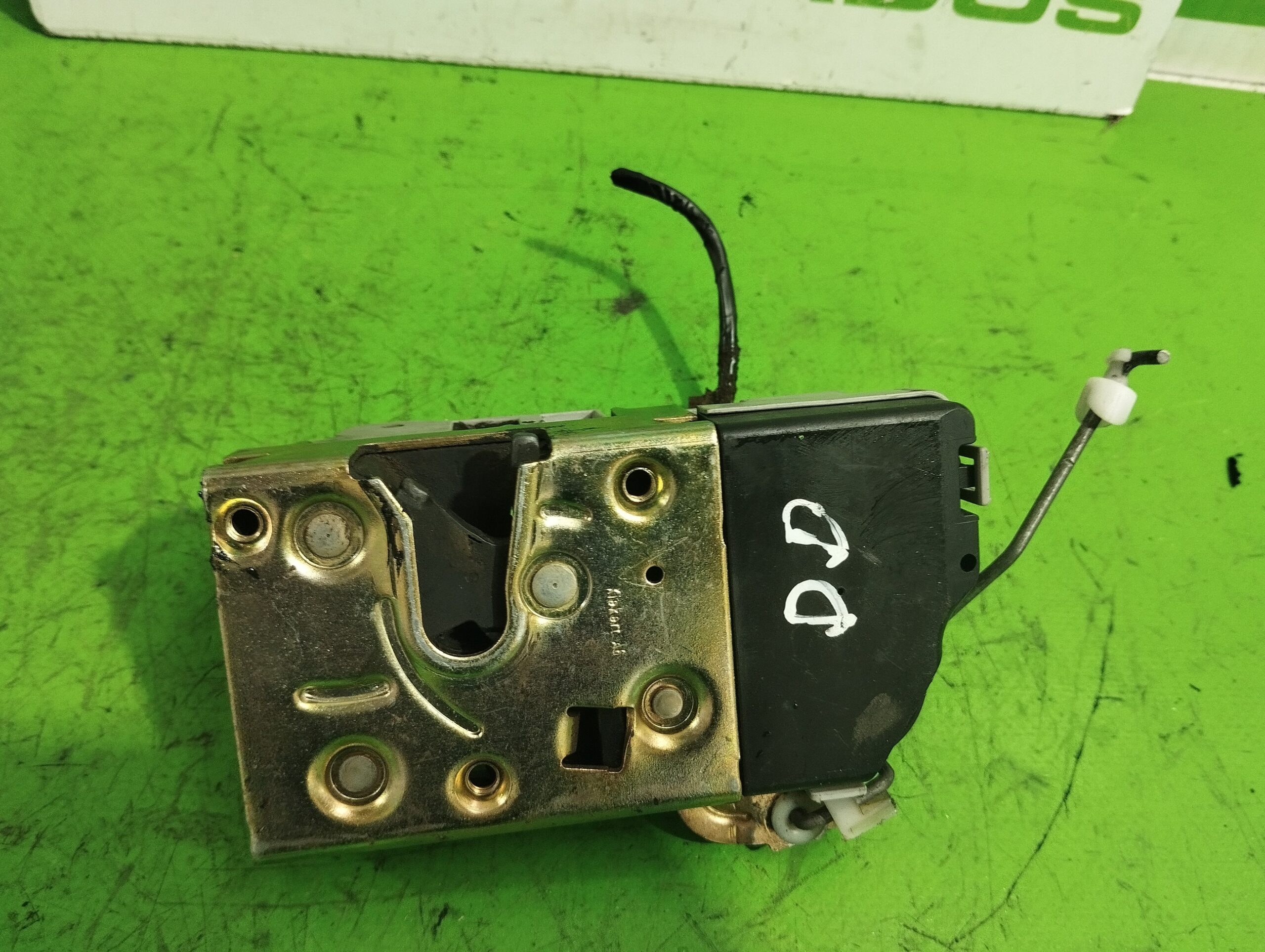 cerradura_puerta_delantera_derecha_9136j9_citr_n_c5_break_2_0_hdi