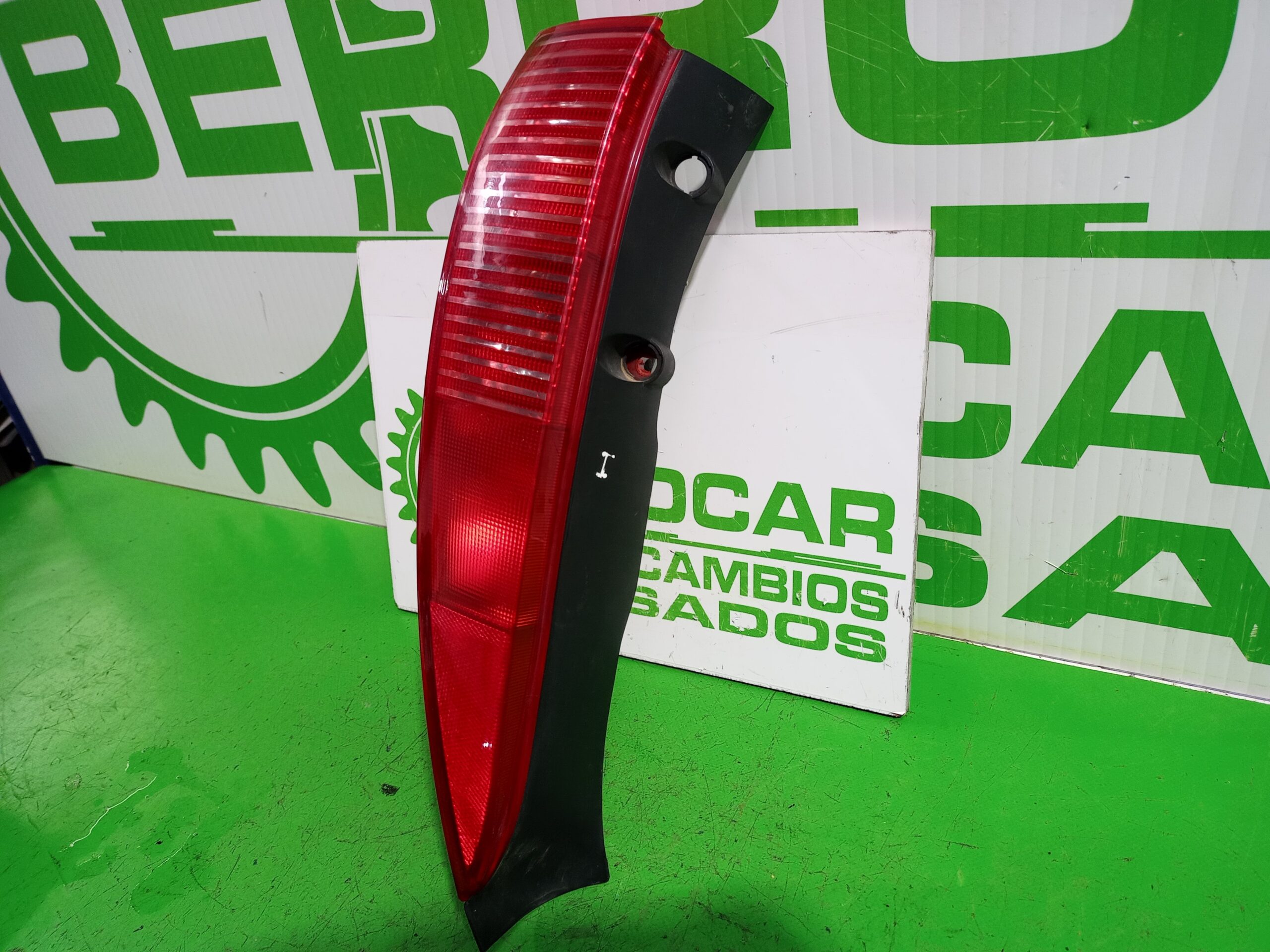 piloto_trasero_izquierdo_6350p7_citr_n_c5_break_2_0_hdi