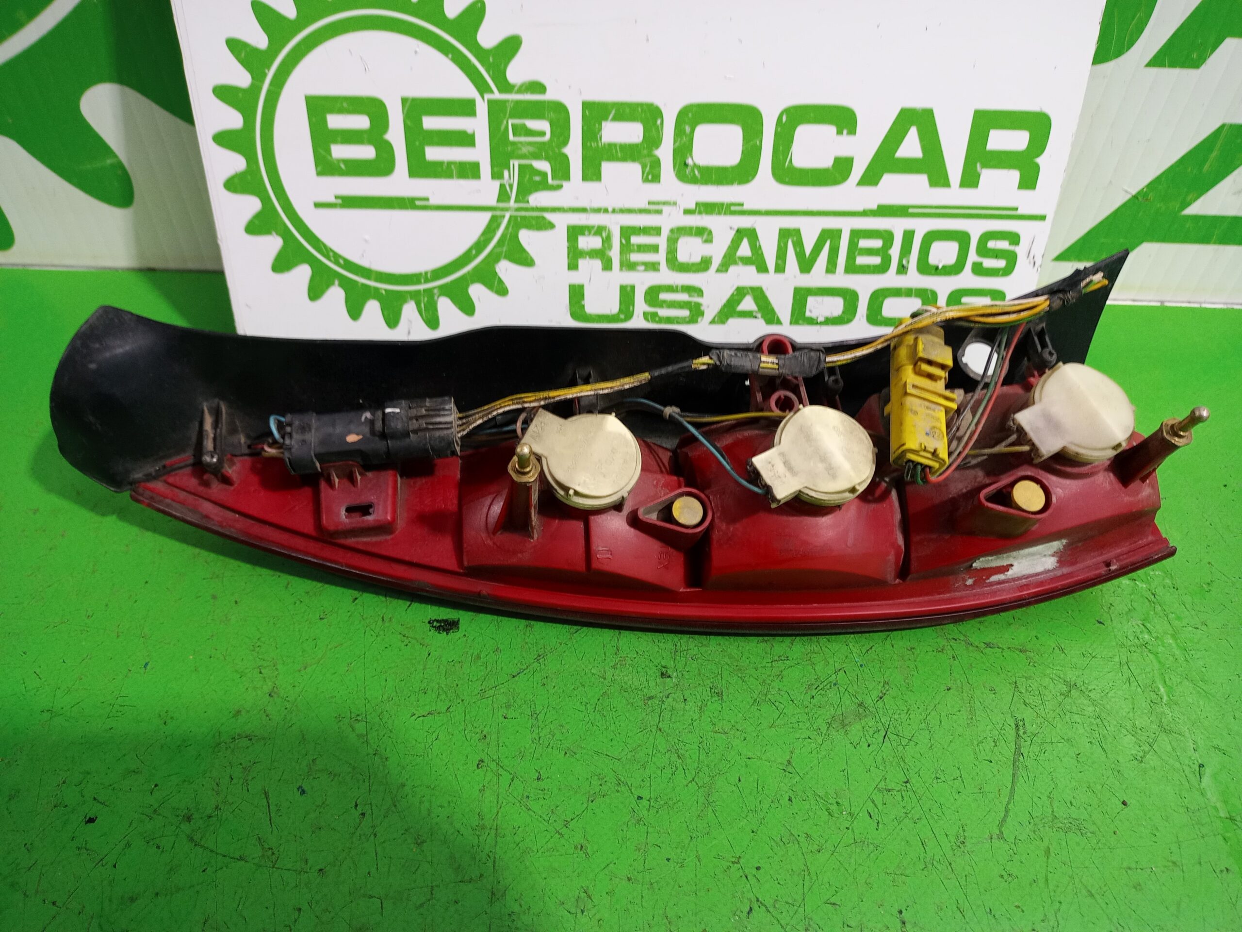 piloto_trasero_izquierdo_6350p7_citr_n_c5_break_2_0_hdi