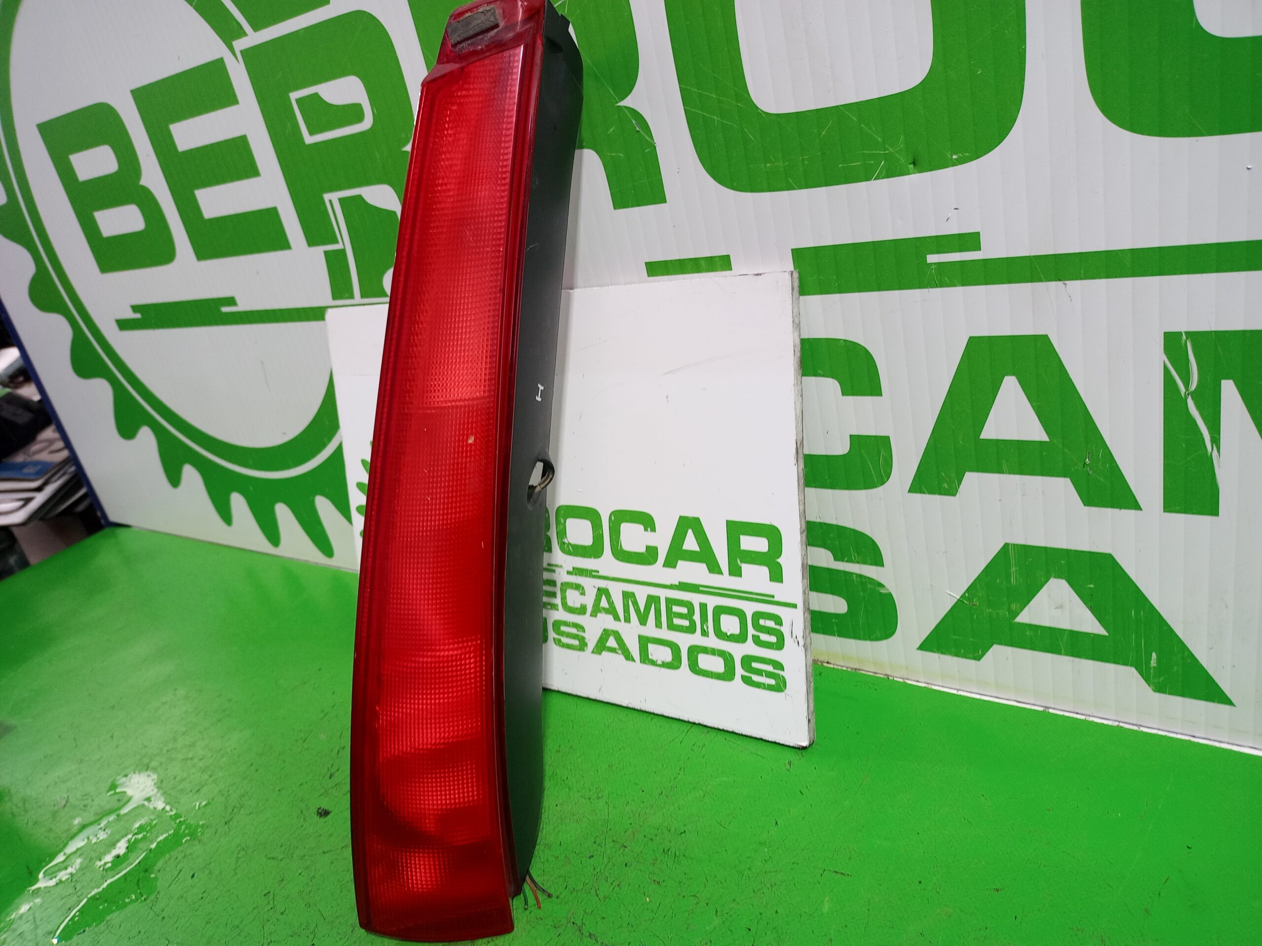 piloto_trasero_izquierdo_6350p9_citr_n_c5_break_2_0_hdi